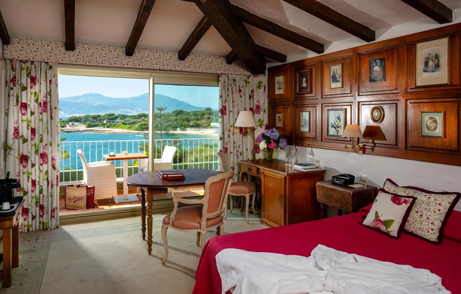 Chambre disponible pour un séminaire d'entreprise à Hotel Le Maquis - Porticcio