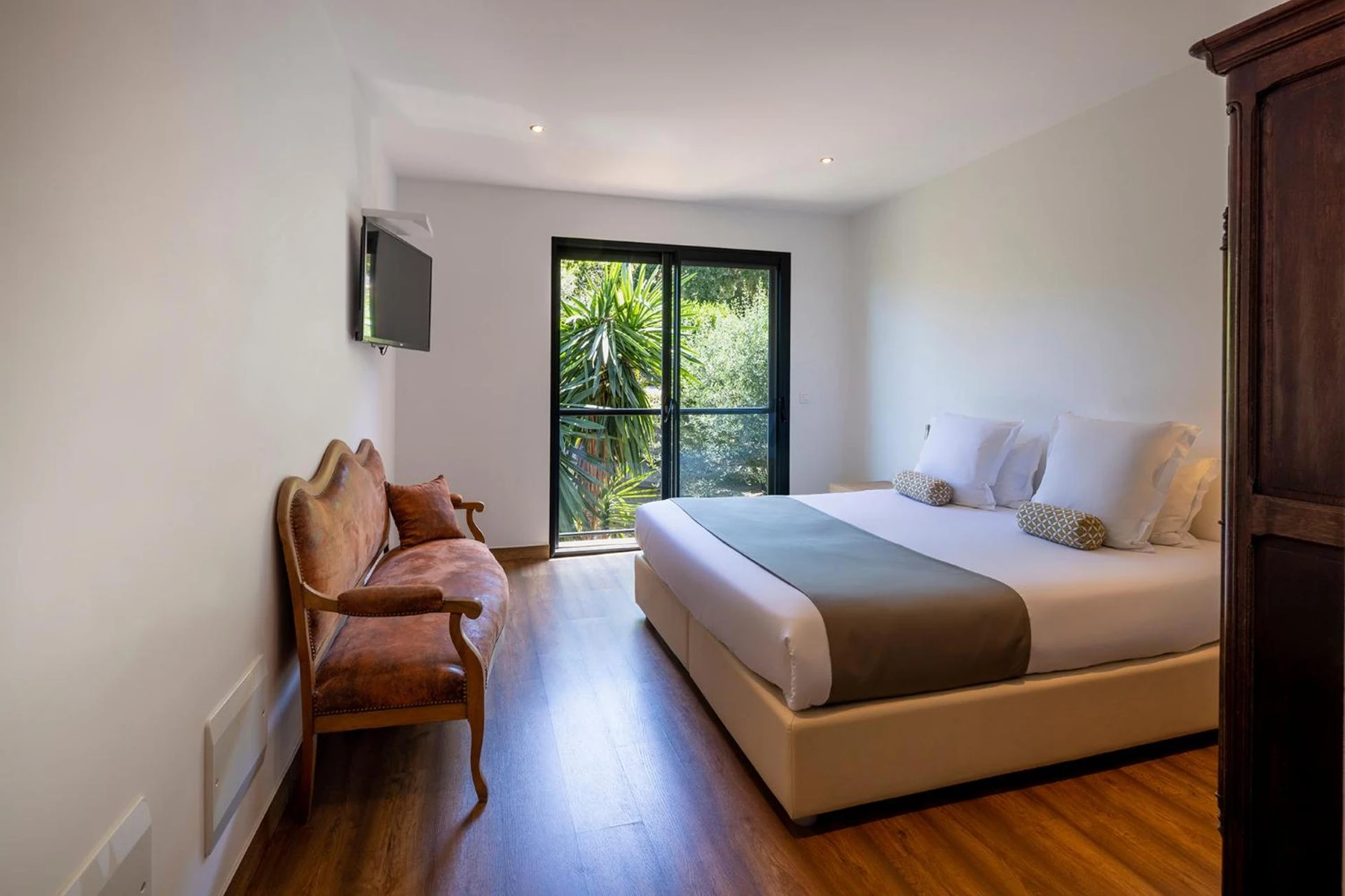 Chambre disponible pour un séminaire d'entreprise à Hotel Restaurant Mariosa - Porto-Vecchio