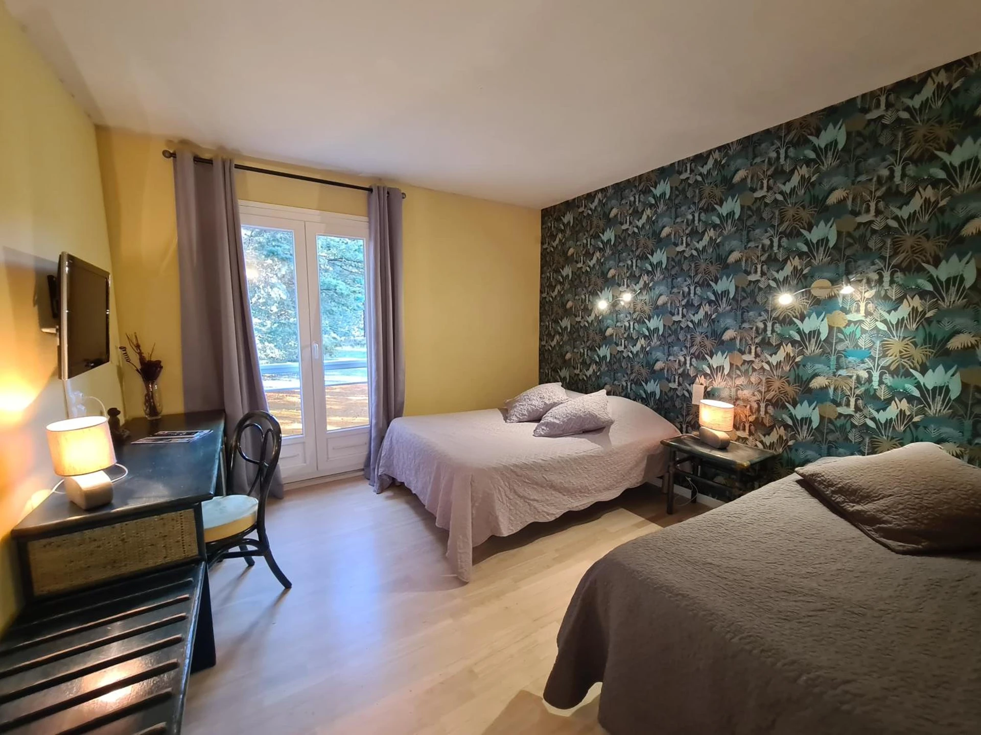 Chambre disponible pour un séminaire d'entreprise à Hôtel Restaurant Le Mas De L'Olivier - Pont-Saint-Esprit