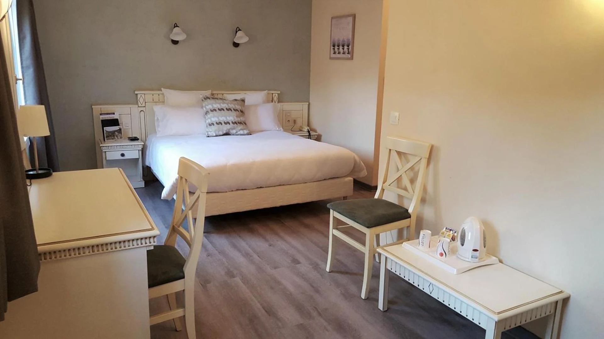Chambre disponible pour un séminaire d'entreprise à Le Mas Du Colombier - Cadenet