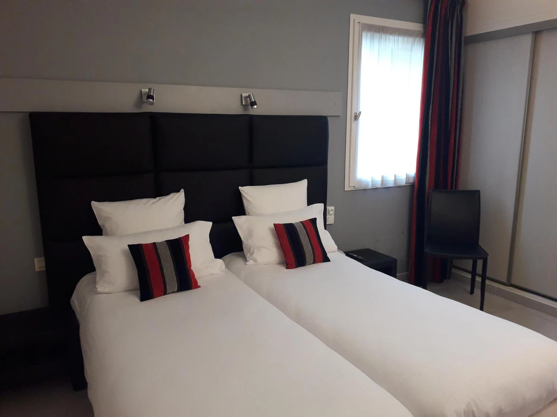 Magnifique chambre pour un séminaire d'entreprise à Le Mas Du Colombier - Cadenet