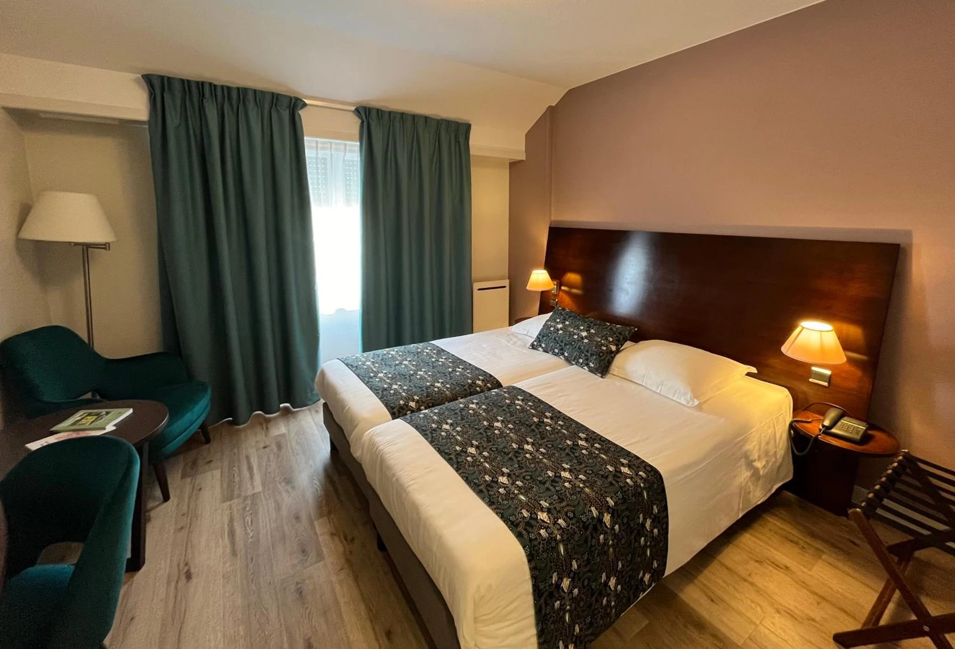 Magnifique chambre pour un séminaire d'entreprise à Hôtel Le Ménestrel - Ribeauvillé