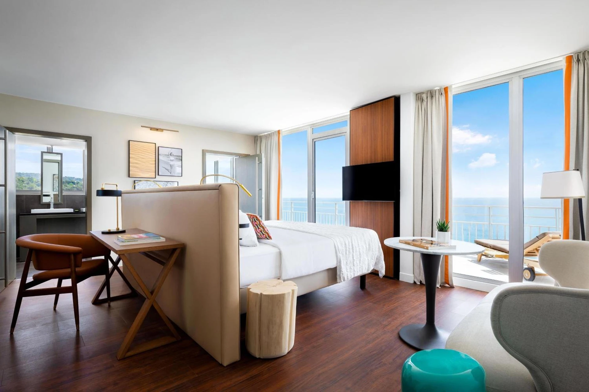 Magnifique chambre pour un séminaire d'entreprise à Le Meridien Nice - Nice