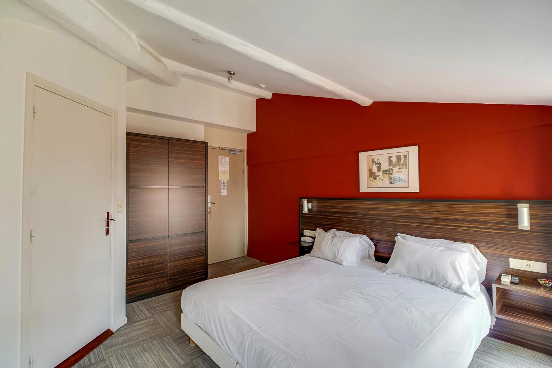Chambre disponible pour un séminaire d'entreprise à Hotel Le Mistral - Cannes