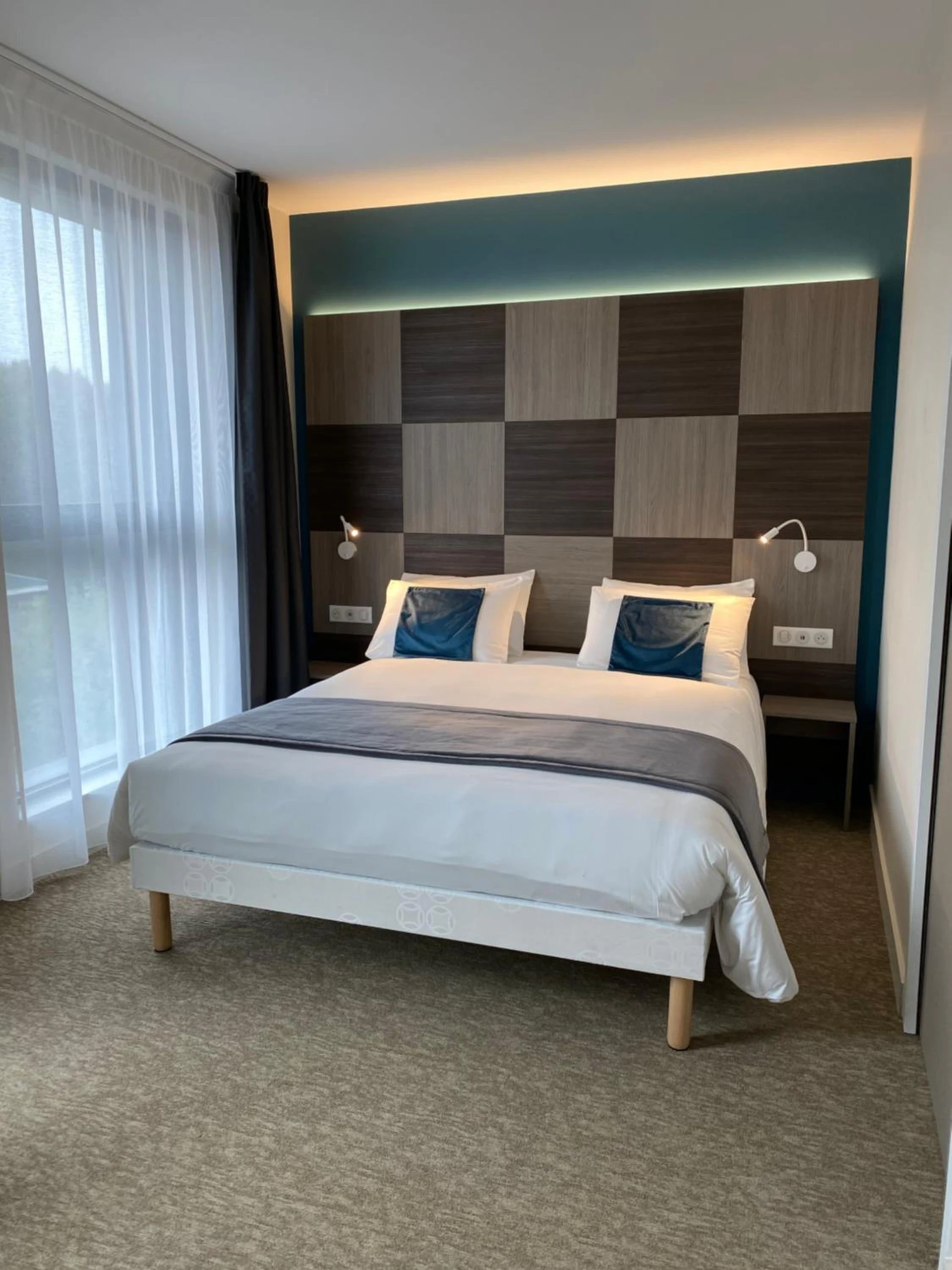 Chambre disponible pour un séminaire d'entreprise à Hôtel - Restaurant Le MITIGANA - Migennes