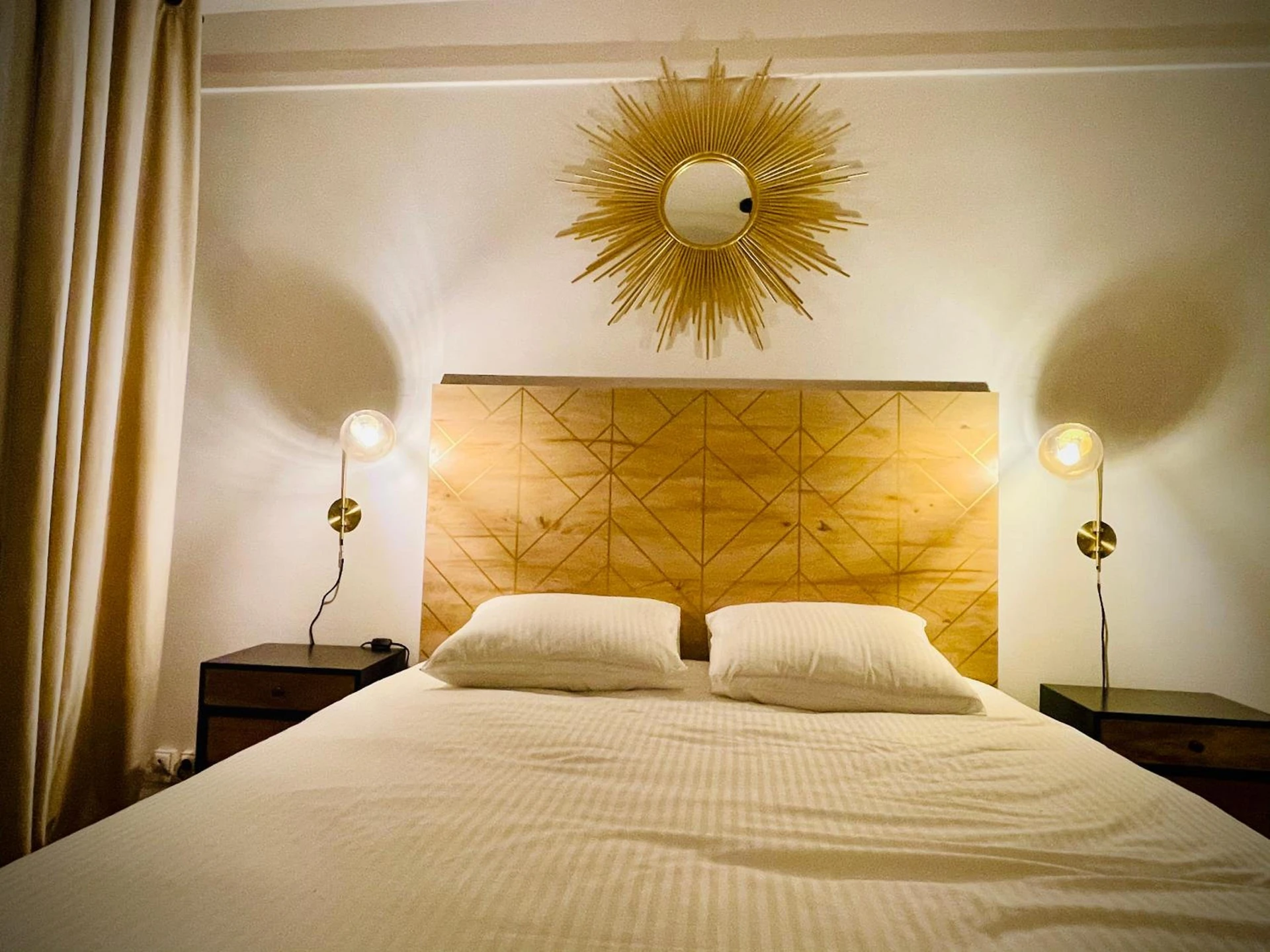 Organiser un séminaire d'entreprise : Suites Mana - Le Manaloft, Chic et moderne avec salle privée de Fitness en plein centre-ville de Rethel à rethel
