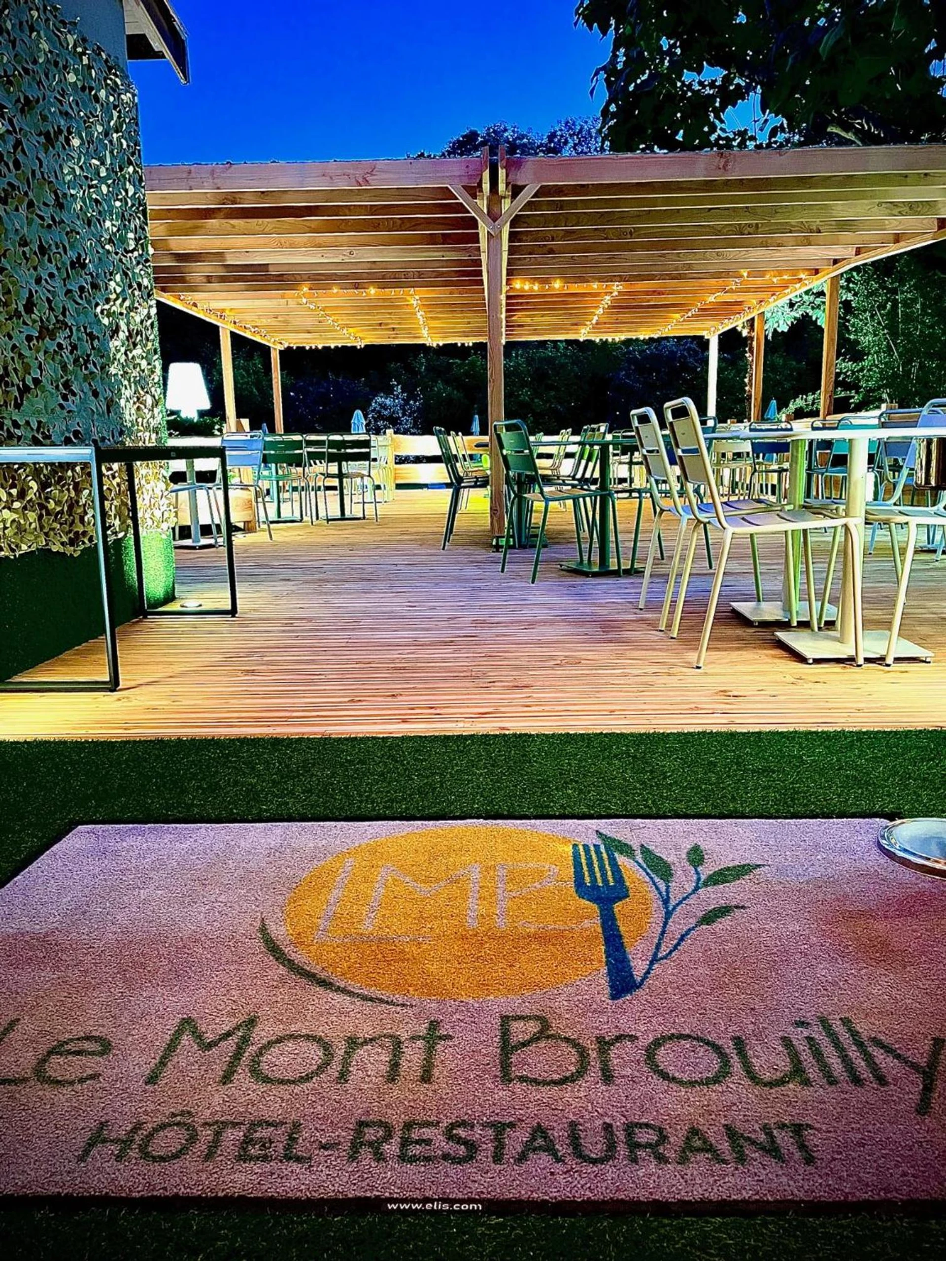 Organiser un séminaire d'entreprise : Le Mont Brouilly à quincie-en-beaujolais