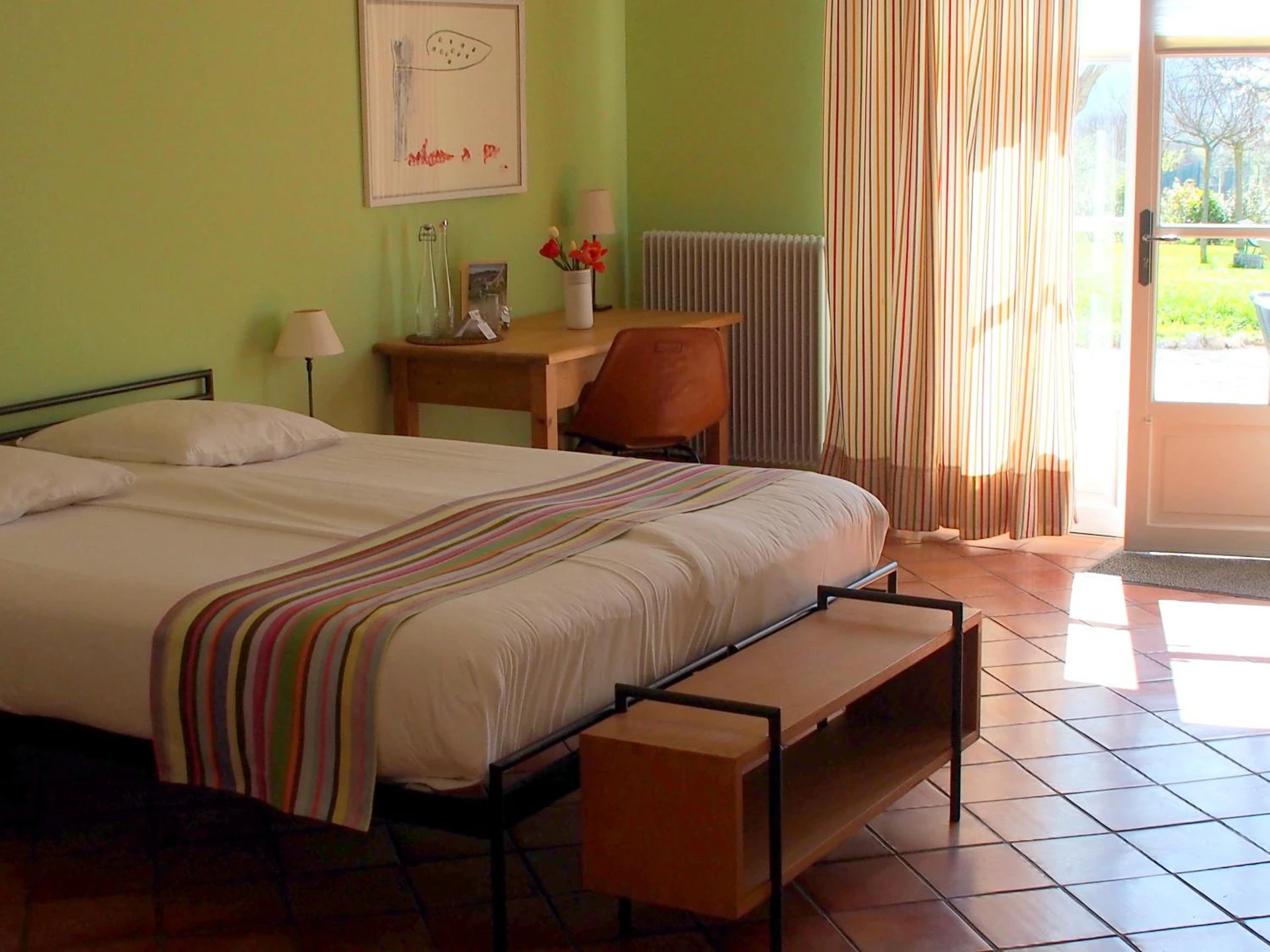 Chambre disponible pour un séminaire d'entreprise à Hotel Le Moulin du Château - Saint-Laurent-du-Verdon