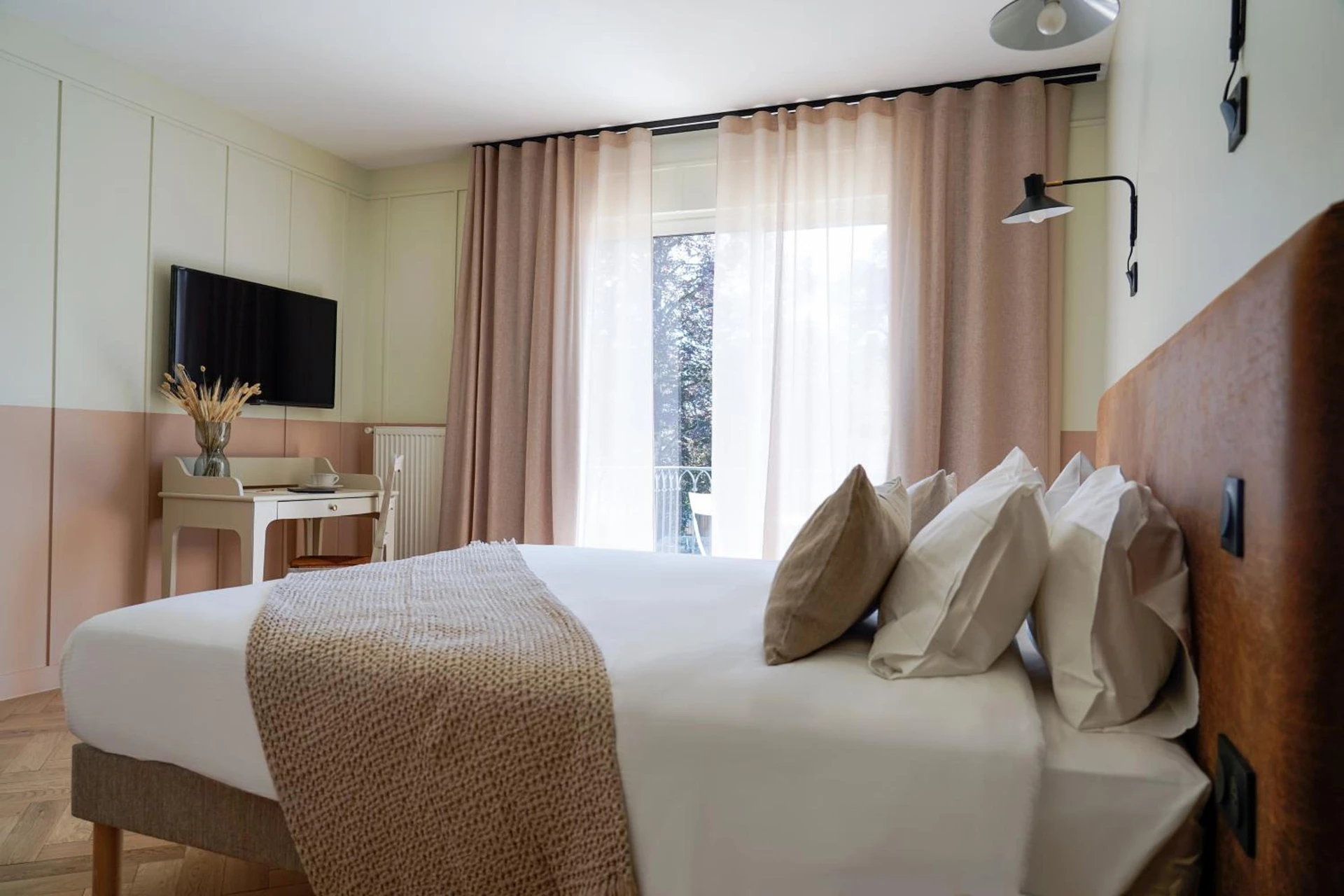 Chambre disponible pour un séminaire d'entreprise à Hôtel Le Mouton Bleu - Talloires