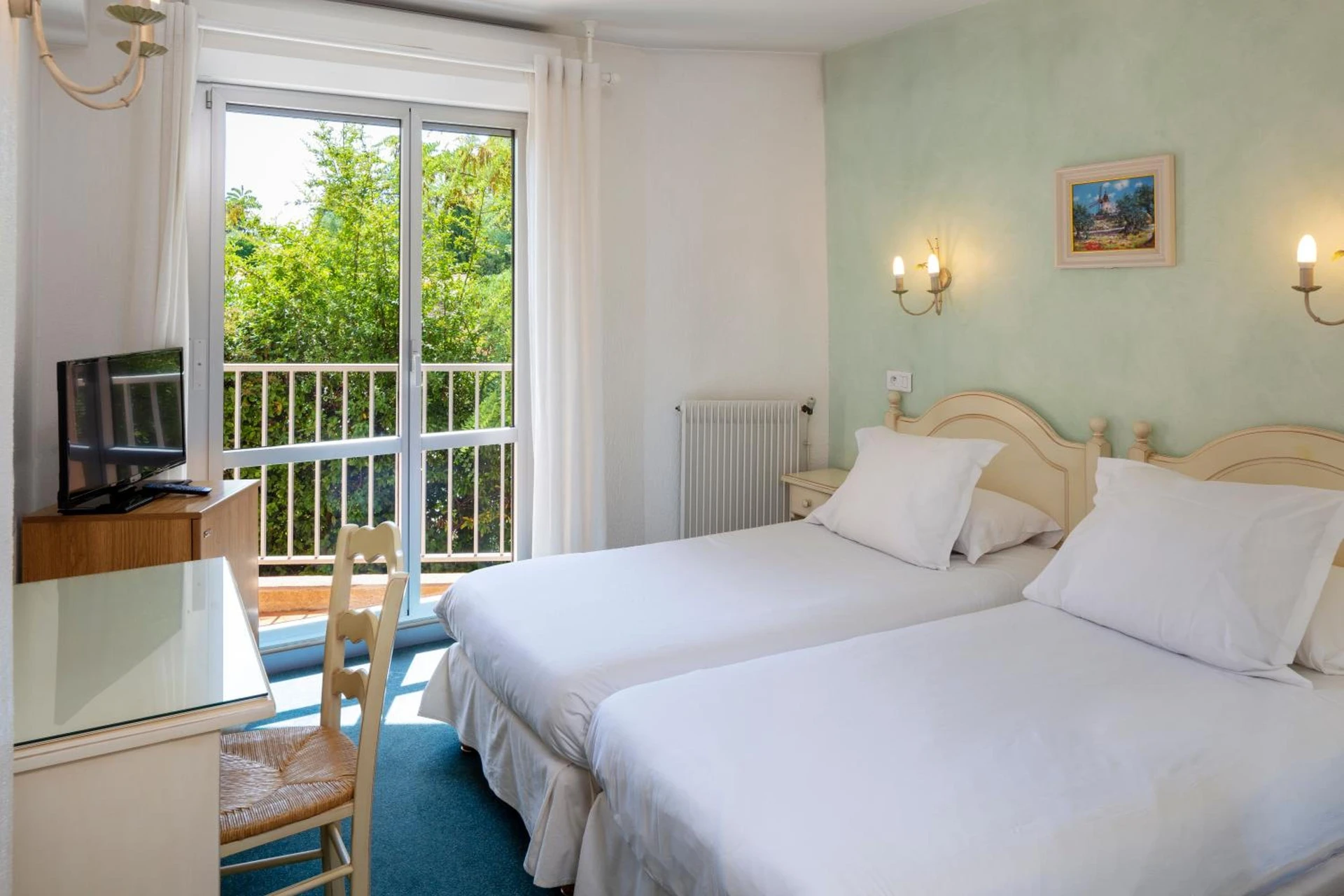 Chambre disponible pour un séminaire d'entreprise à Hôtel Le Mozart - Aix-en-Provence