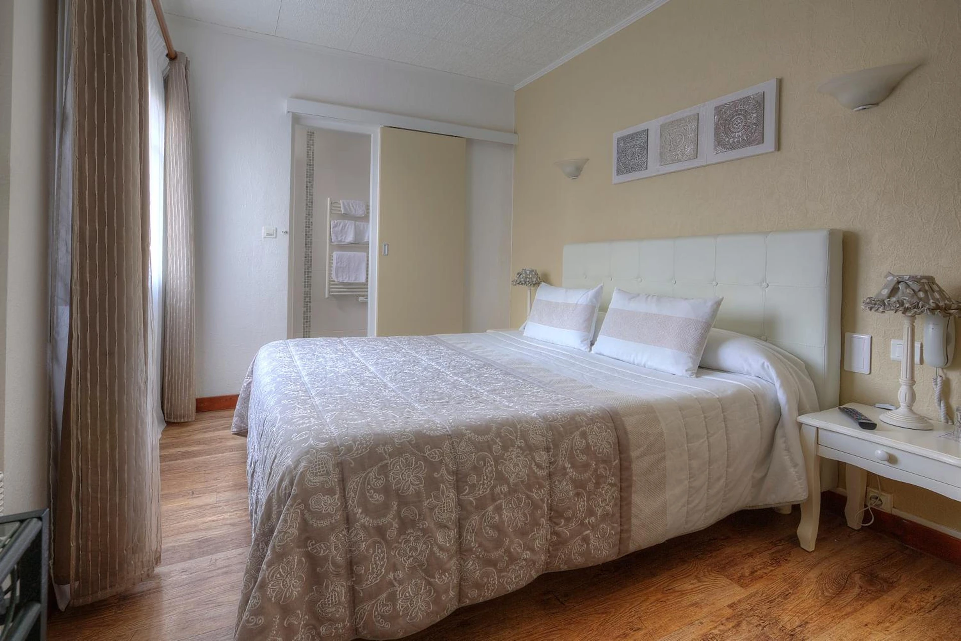 Chambre disponible pour un séminaire d'entreprise à Hôtel Le Nautile - Saint-Trojan-les-Bains