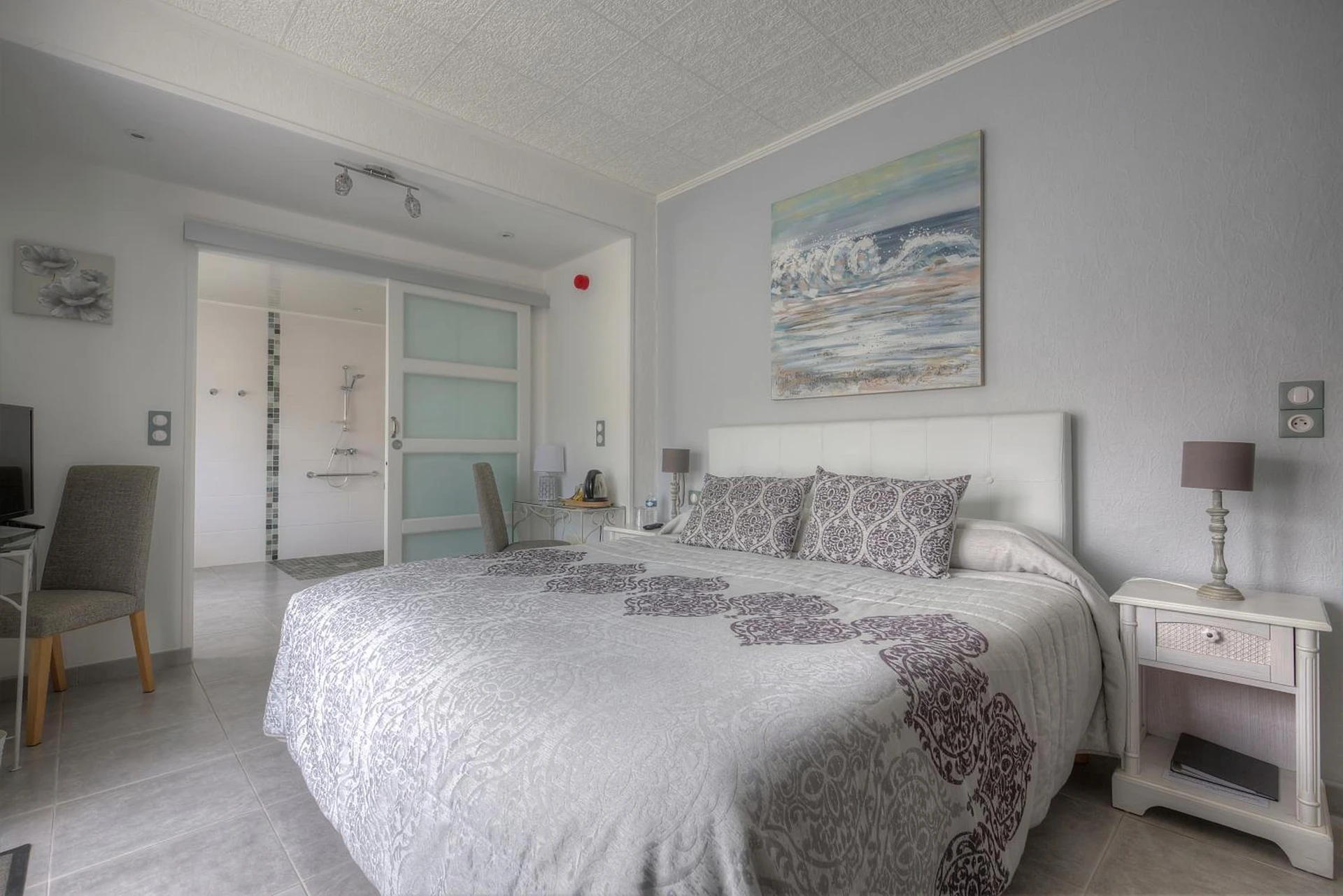 Chambre disponible pour un séminaire d'entreprise à Hôtel Le Nautile - Saint-Trojan-les-Bains