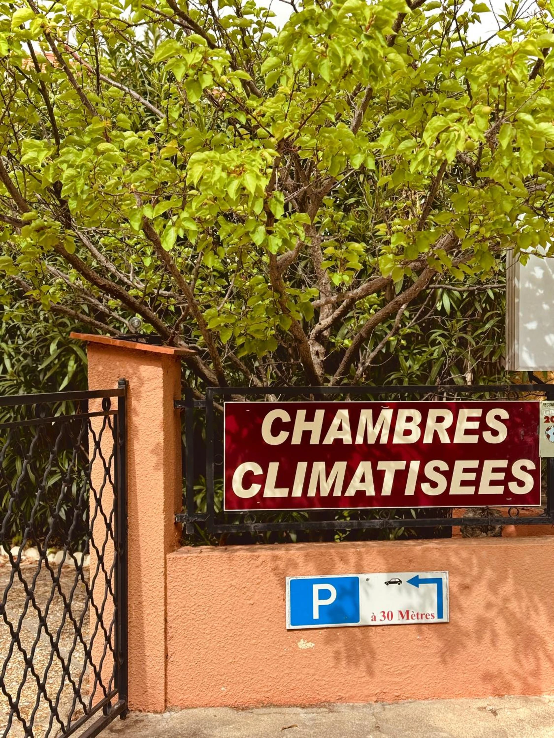 Ambiance de travail pour séminaire d'entreprise à Hôtel le Nid - Argelès-sur-Mer