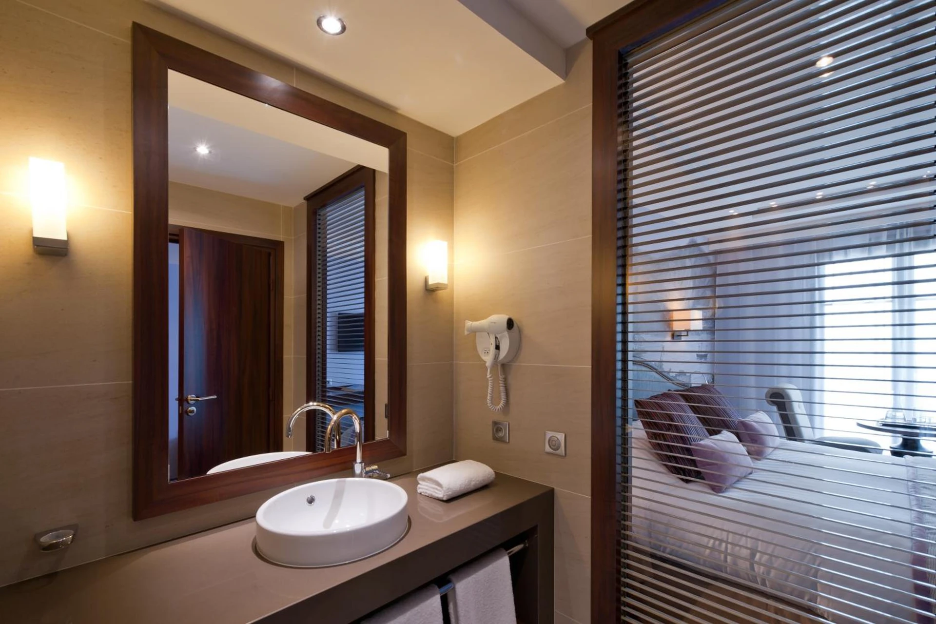 Chambre disponible pour un séminaire d'entreprise à Hôtel Le Nouveau Monde - Saint-Malo