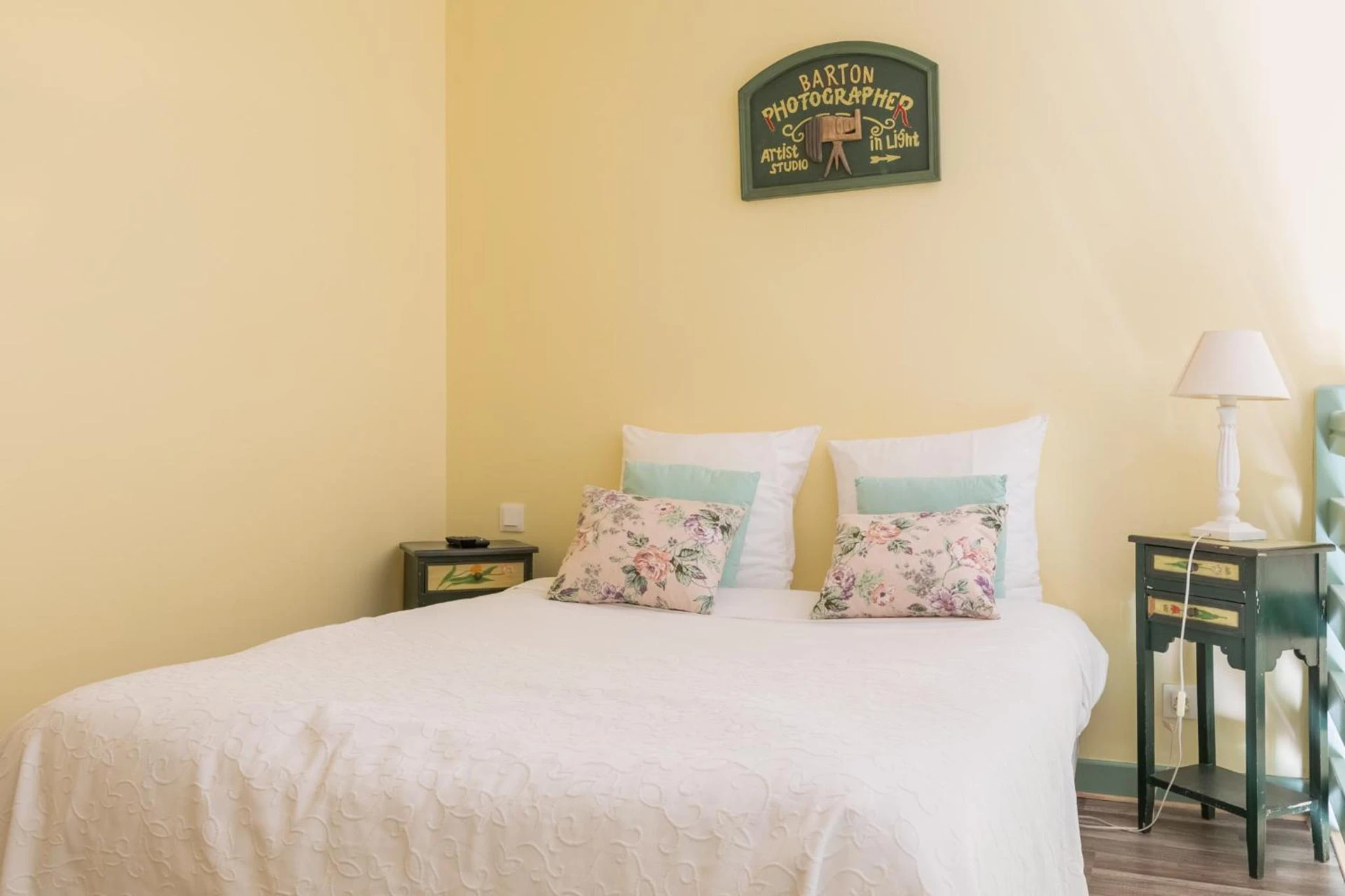 Chambre disponible pour un séminaire d'entreprise à Logis Hotel Le Nuage - La Bussière