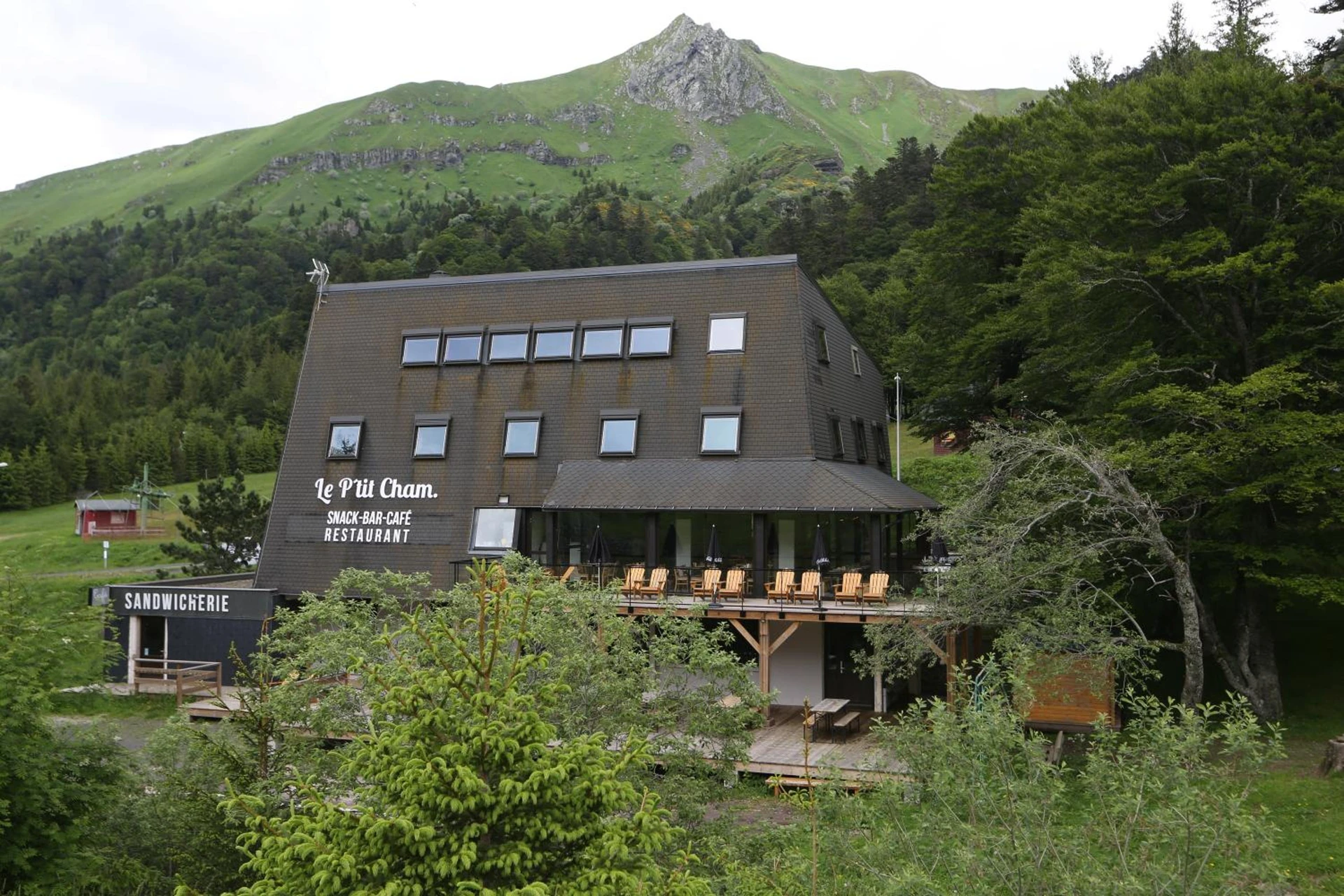 Organiser un séminaire d'entreprise : Gîte-Hôtel Le P'tit Cham à le-mont-dore