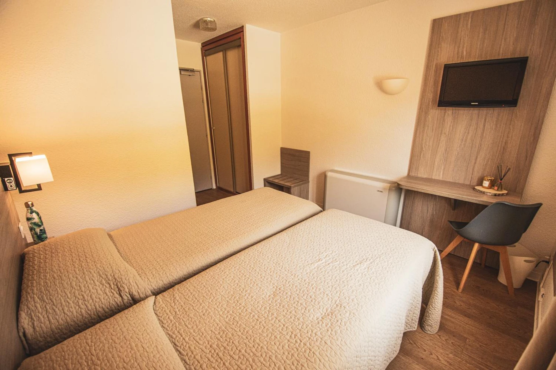 Chambre disponible pour un séminaire d'entreprise à Hôtel le Panoramic - Votre Hôtel au cœur des Gorges du Verdon - La Palud-sur-Verdon