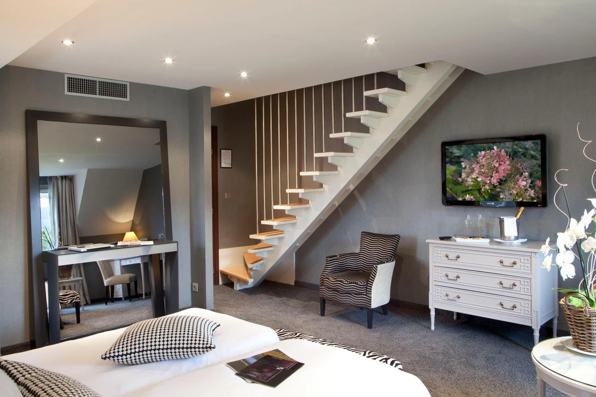 Magnifique chambre pour un séminaire d'entreprise à Logis Hotel Le Parc & Spa - Saint-Hippolyte