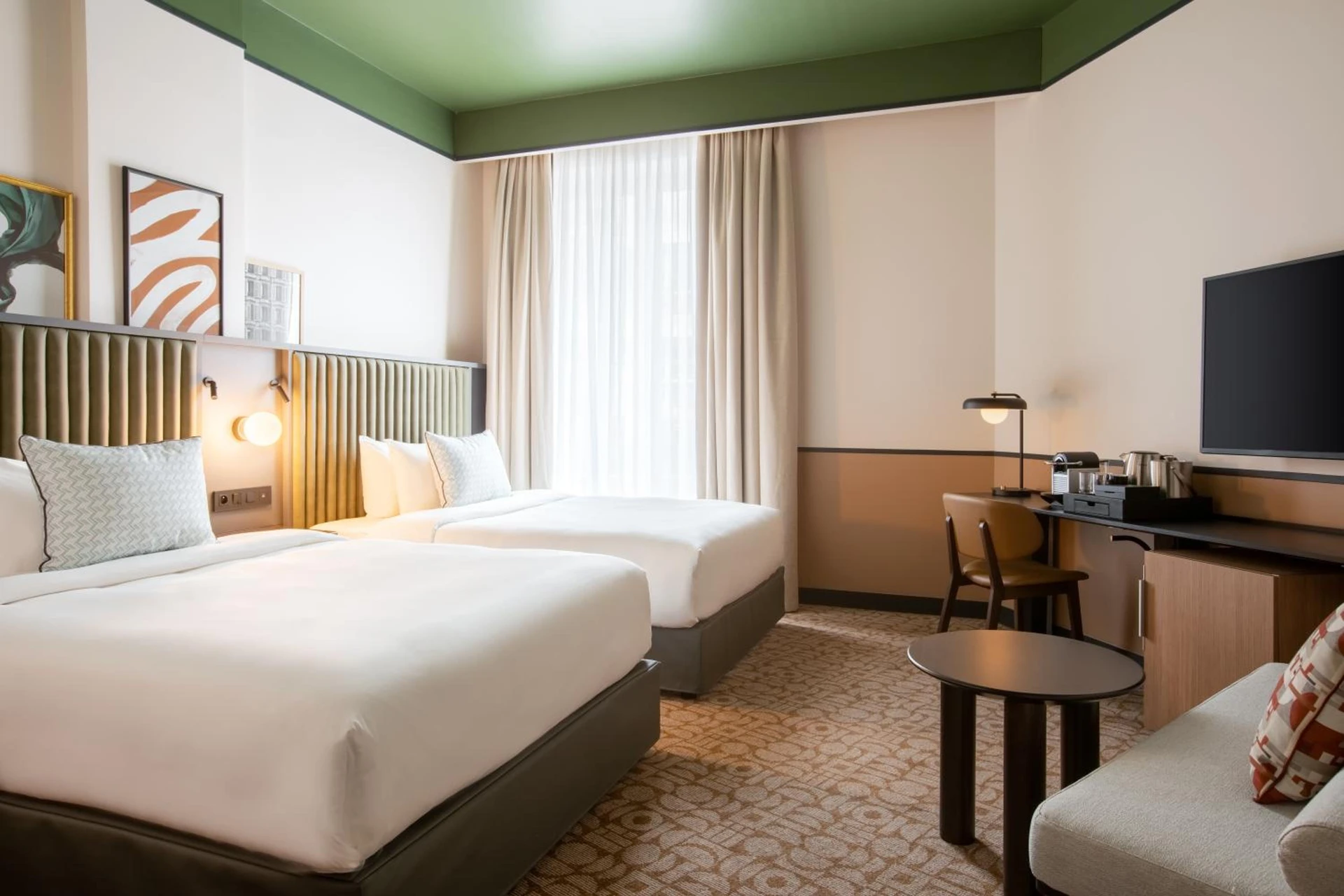 Chambre disponible pour un séminaire d'entreprise à Le Parchamp, a Tribute Portfolio Hotel, Paris Boulogne - Boulogne-Billancourt
