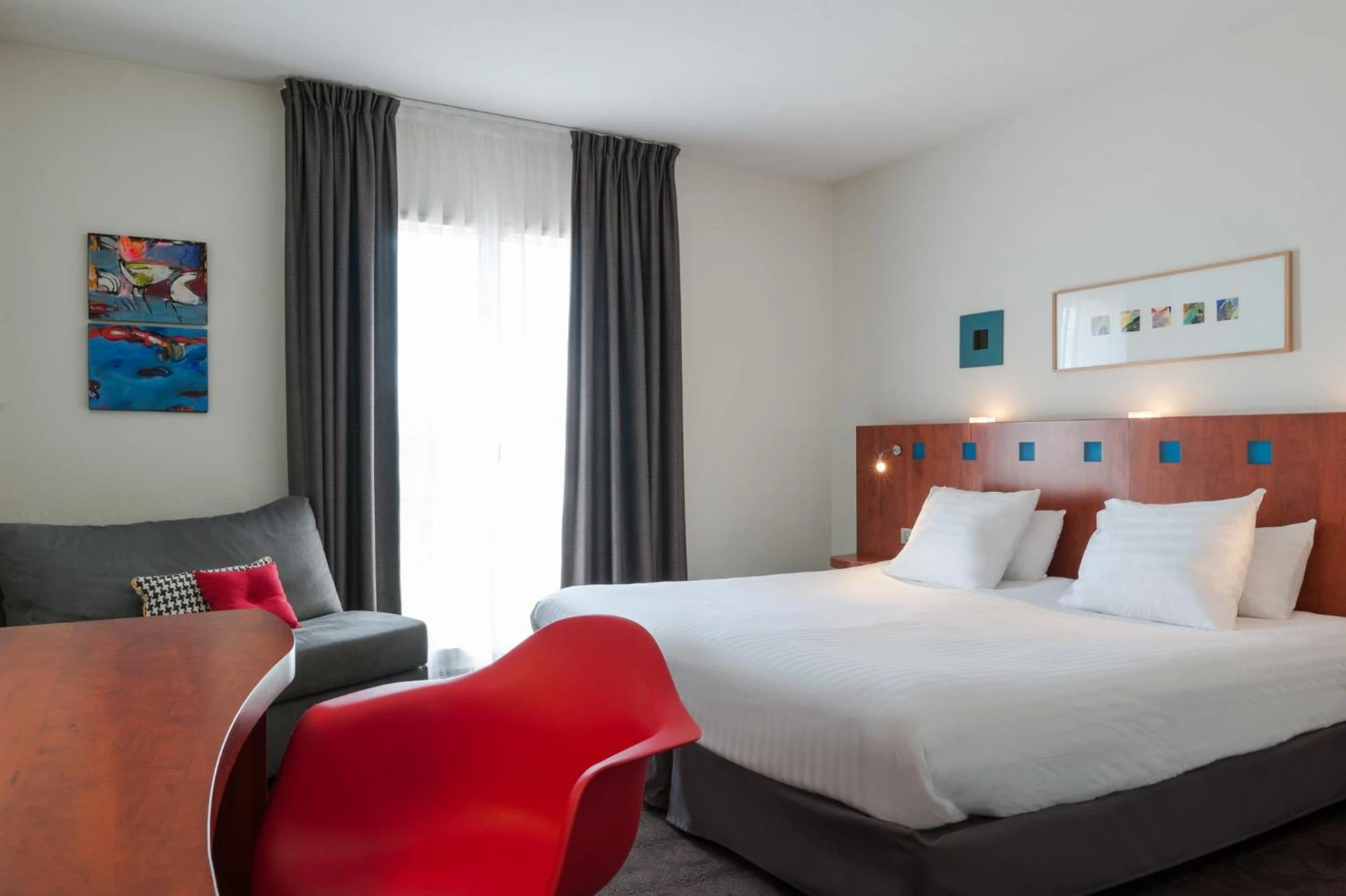 Magnifique chambre pour un séminaire d'entreprise à The Originals Boutique, Hôtel Le Pariou, Issoire - Issoire