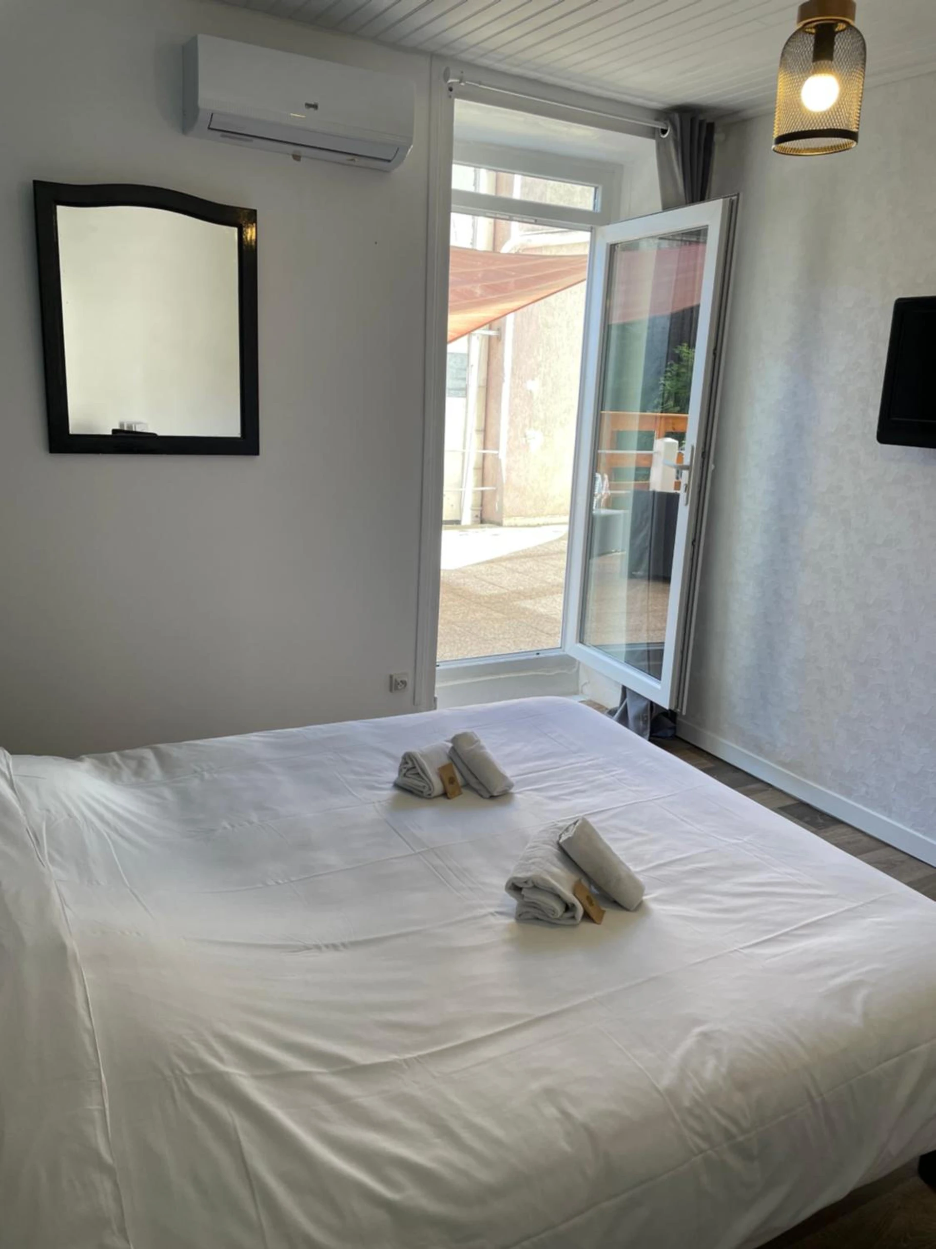 Chambre disponible pour un séminaire d'entreprise à Hôtel & Restaurant Le Patio VICHY - Vichy