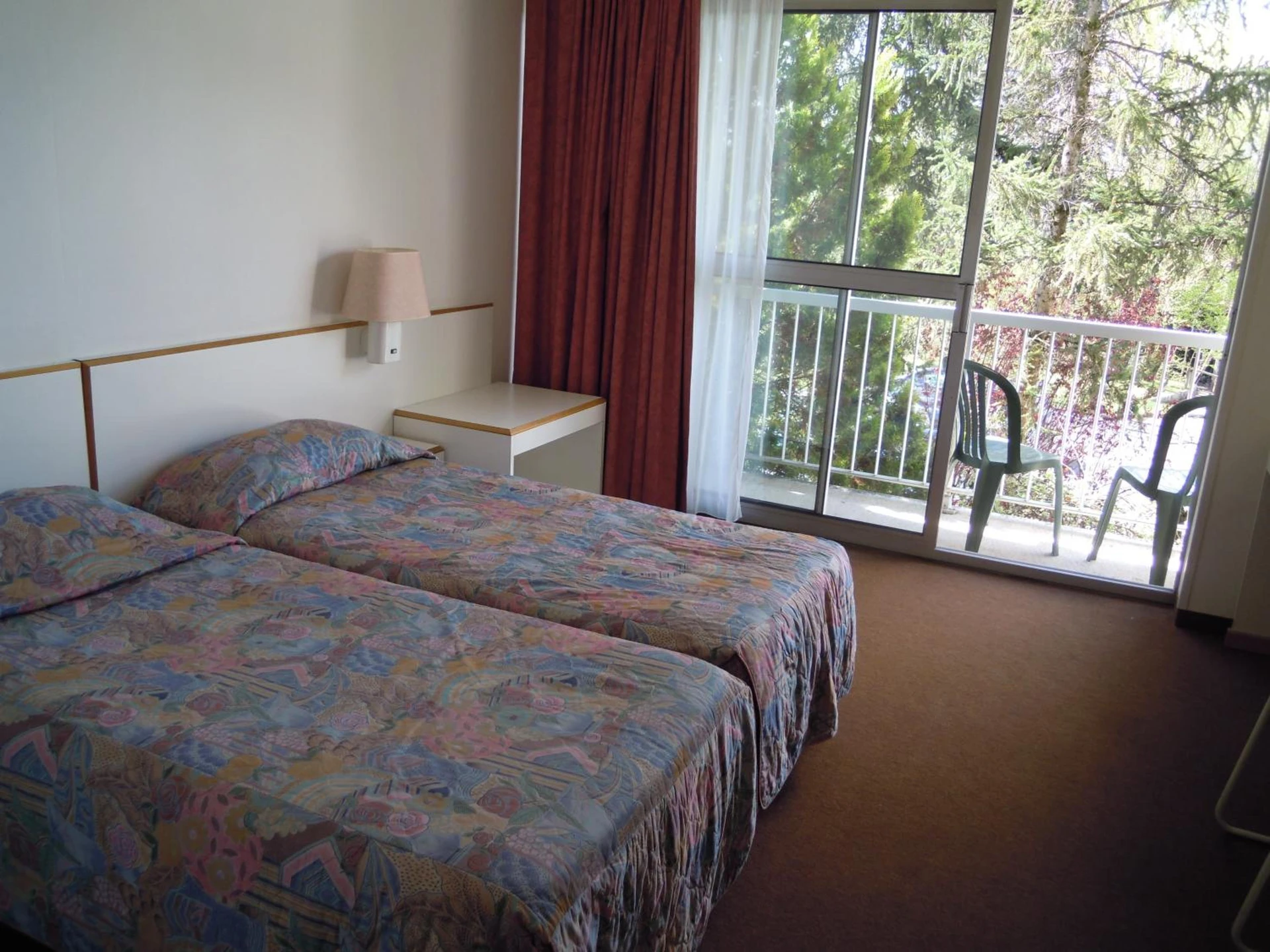 Chambre disponible pour un séminaire d'entreprise à Hôtel Restaurant Pavillon Carina - Gap