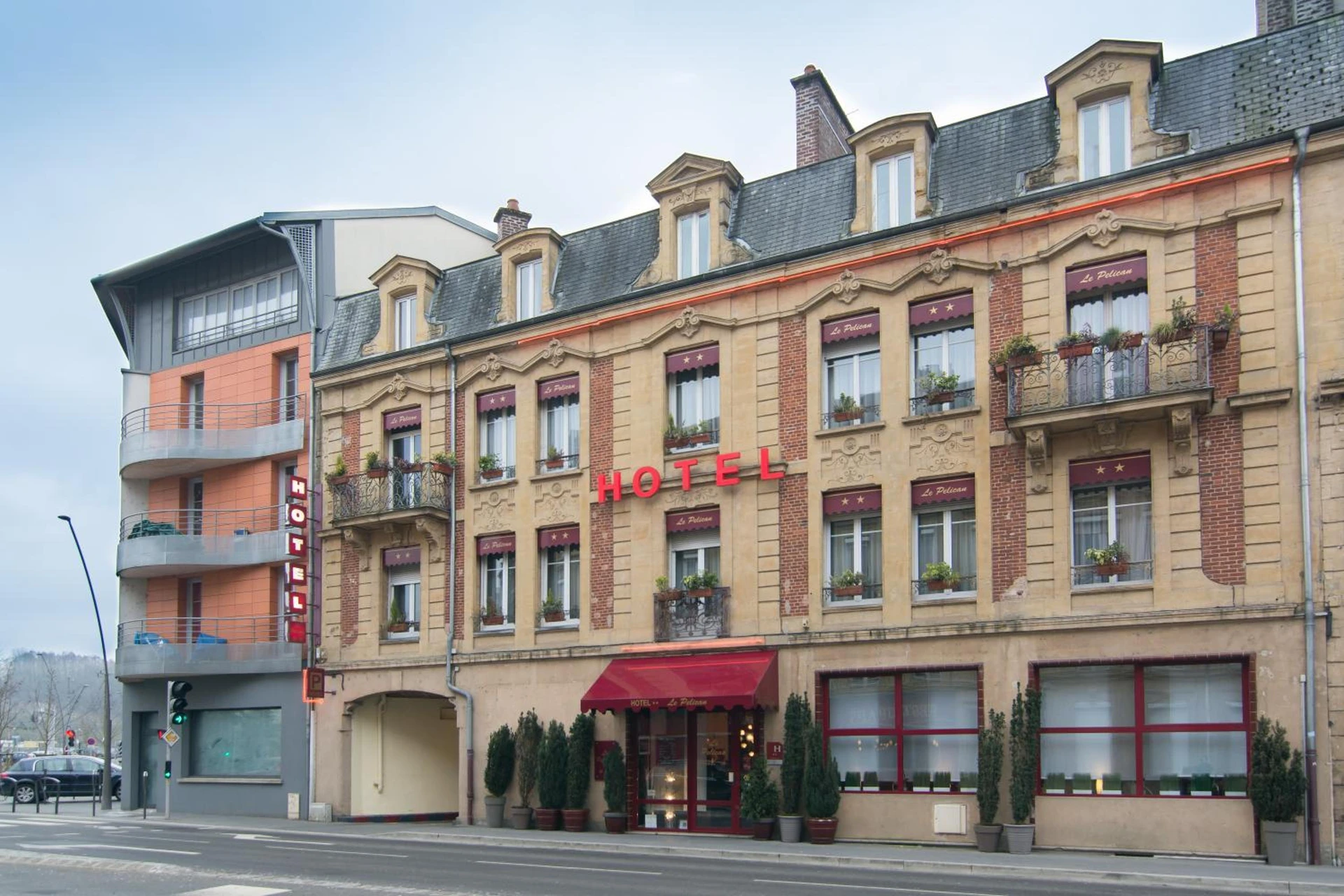 Organiser un séminaire d'entreprise : Hotel Le Pelican à charleville-mezieres
