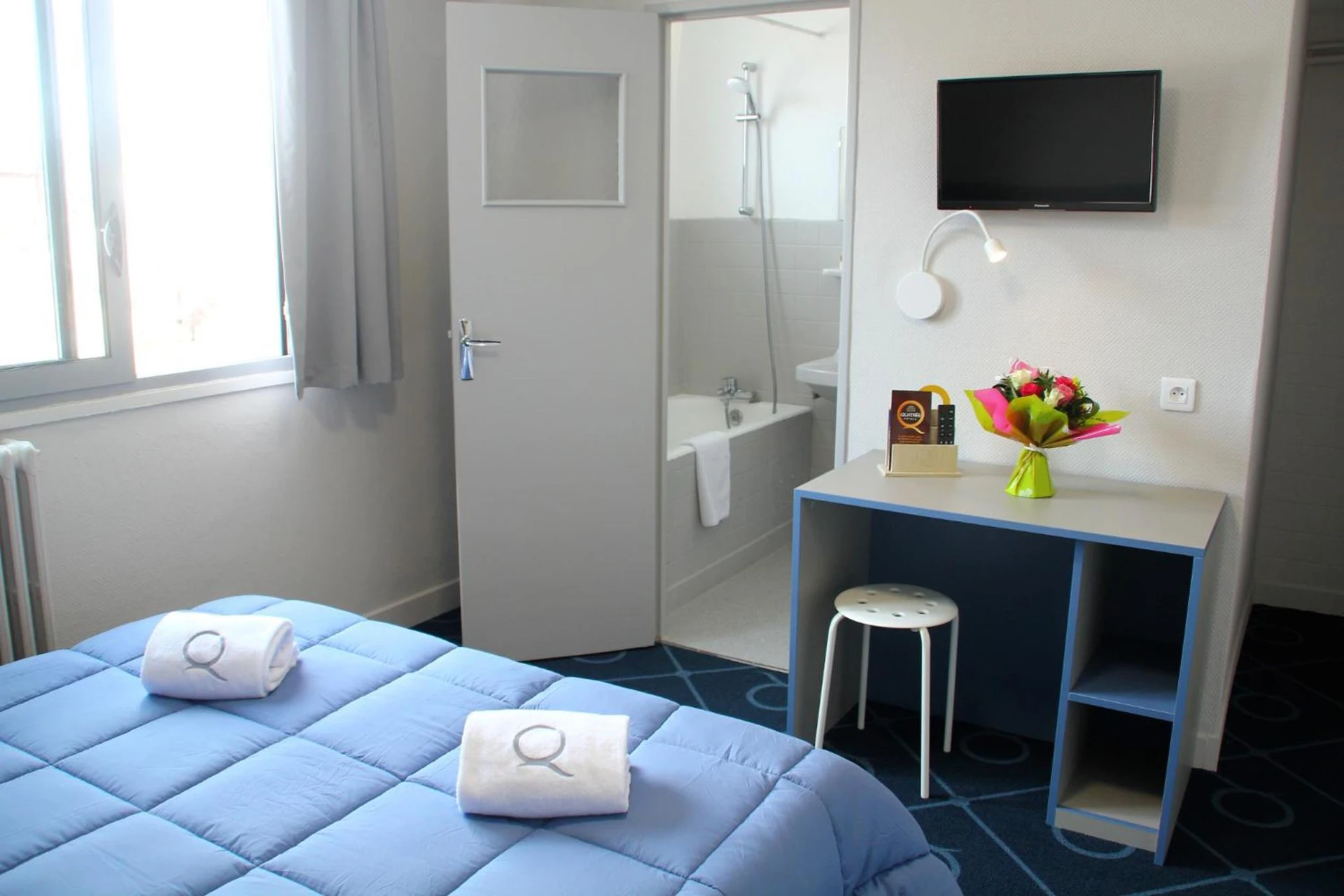 Ambiance de travail pour séminaire d'entreprise à Le Petit Majestic - Lourdes