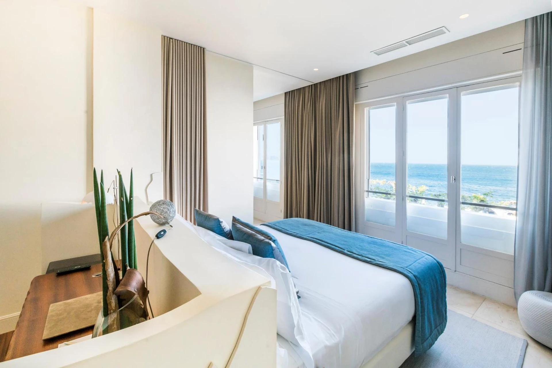 Chambre disponible pour un séminaire d'entreprise à Le Petit Nice - Passedat - Marseille
