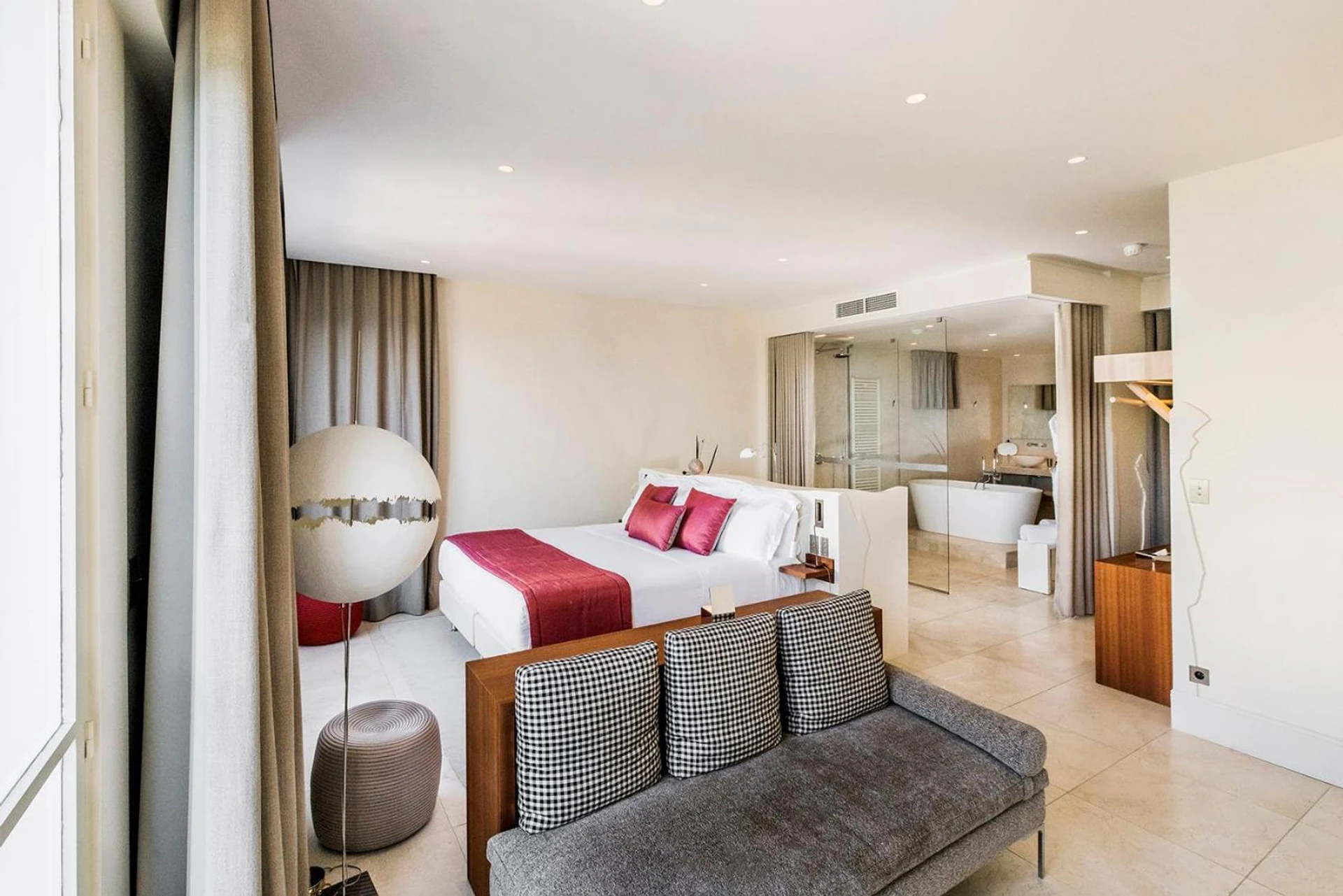 Magnifique chambre pour un séminaire d'entreprise à Le Petit Nice - Passedat - Marseille