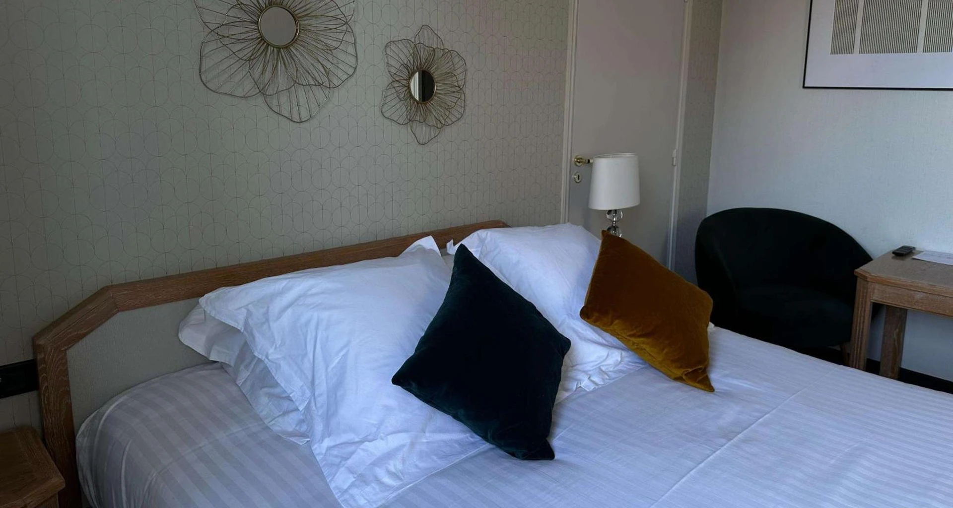 Chambre disponible pour un séminaire d'entreprise à Best Western Plus Le Picardy - Saint-Quentin