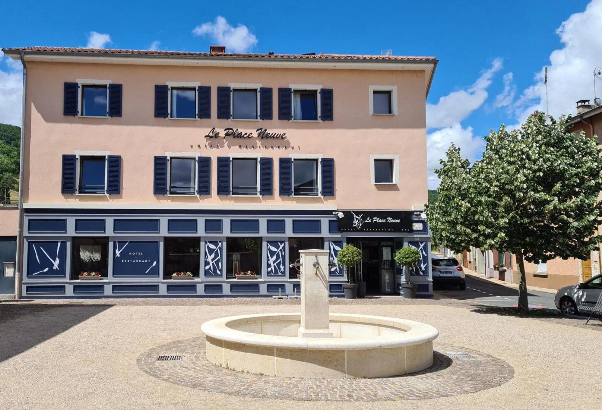 Organiser un séminaire d'entreprise : Le Place Neuve à brullioles