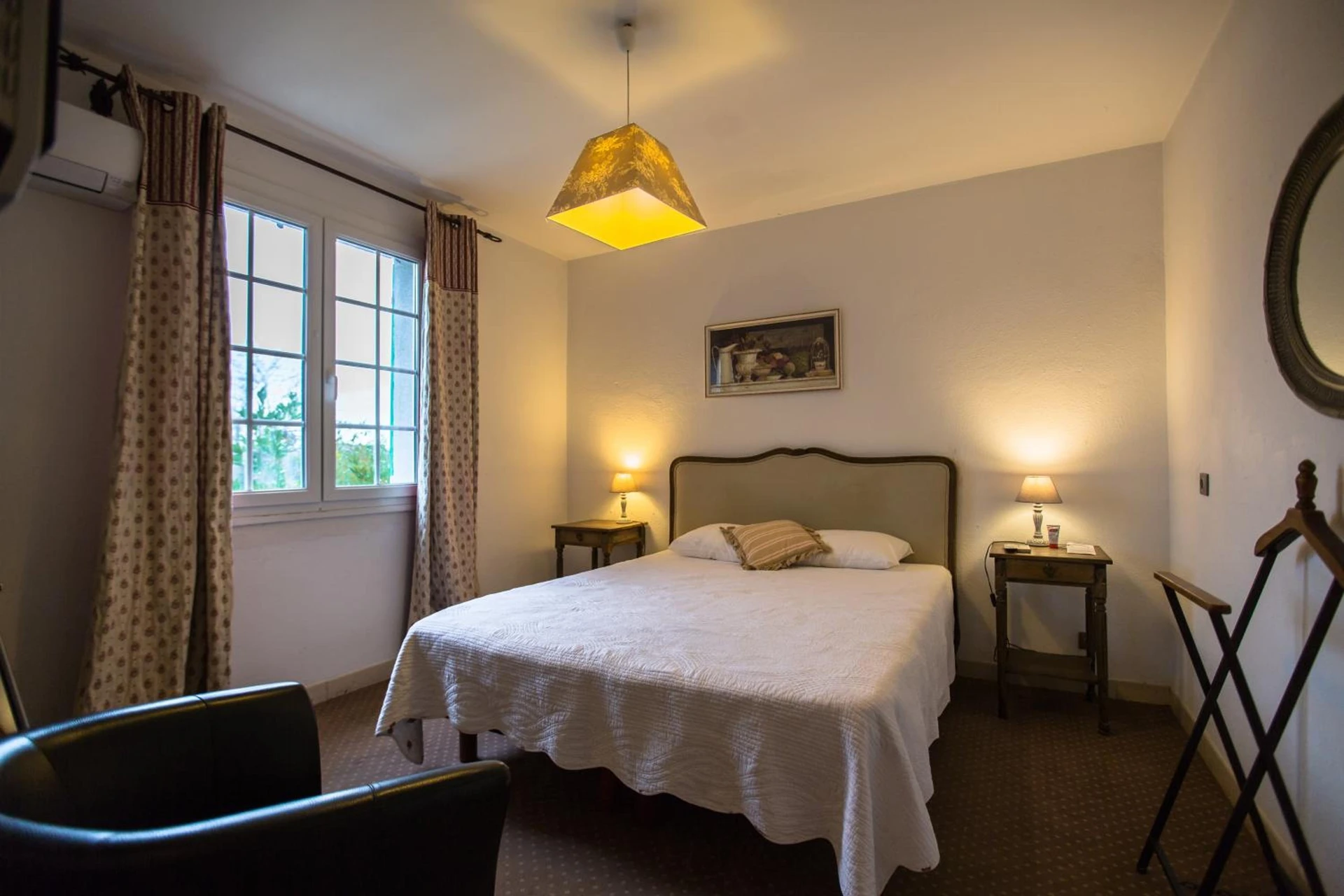Chambre disponible pour un séminaire d'entreprise à Le Plan B - Hôtel 3 étoiles - Restaurant - Ruoms