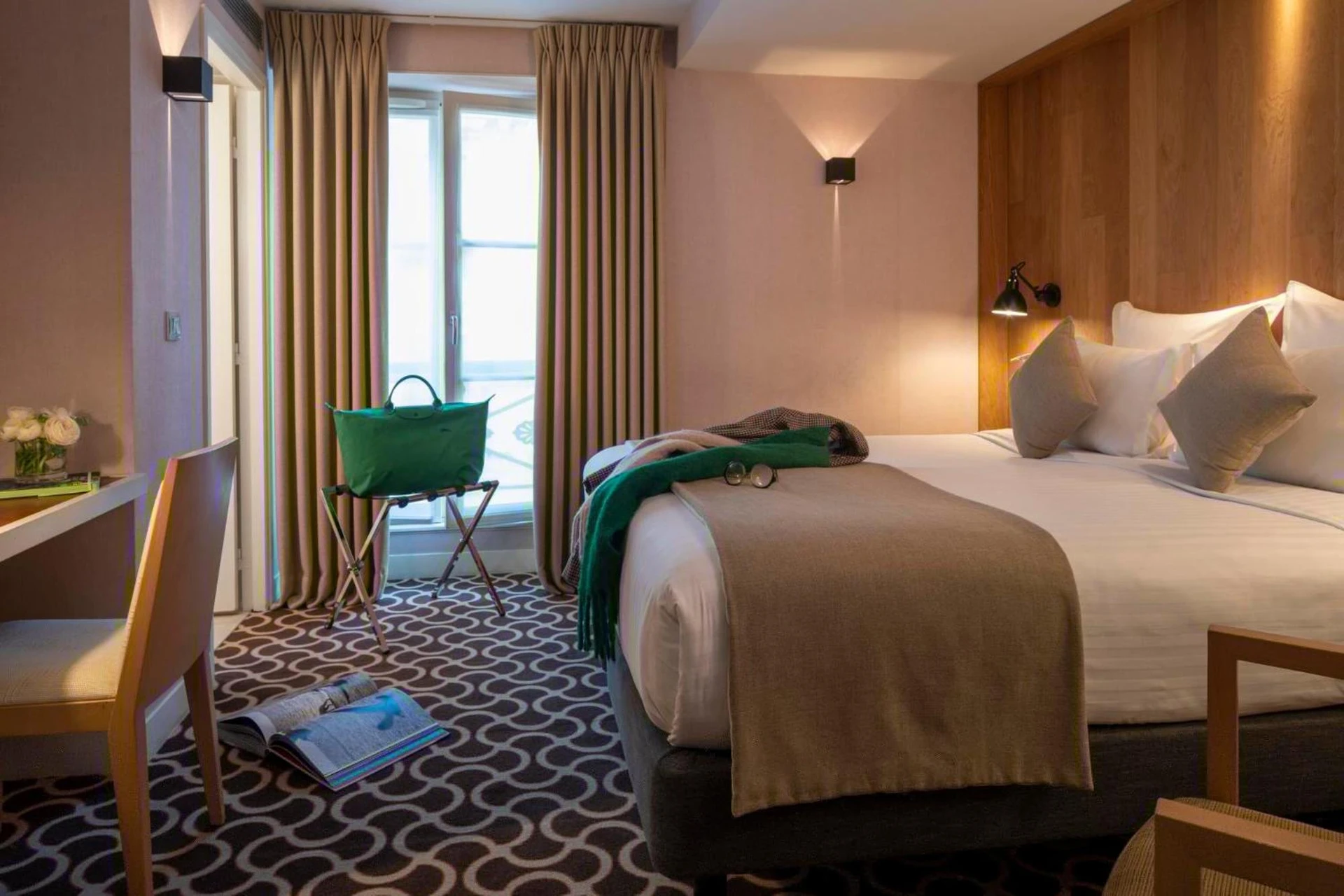 Chambre disponible pour un séminaire d'entreprise à Le Pradey - Paris