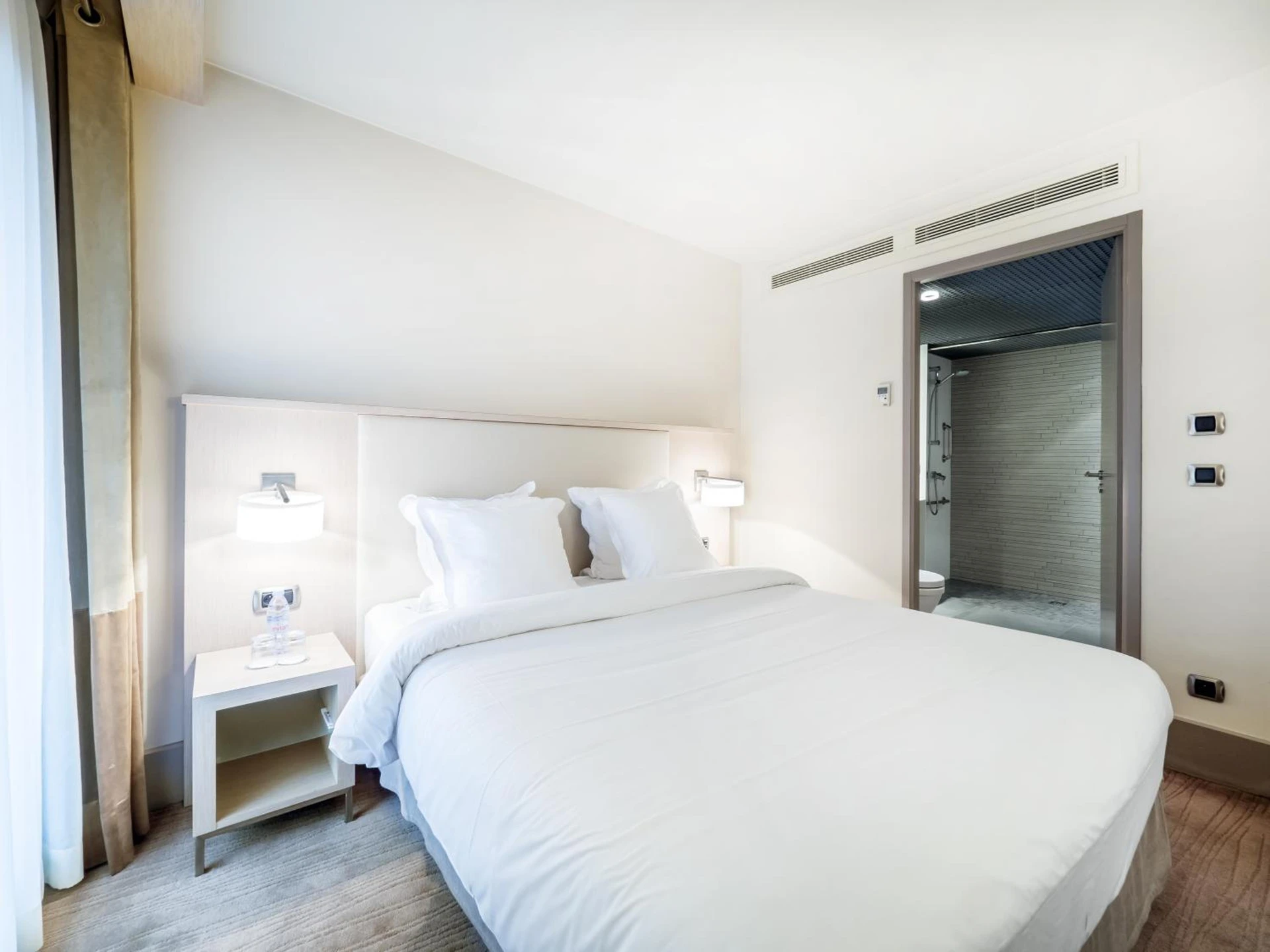 Magnifique chambre pour un séminaire d'entreprise à Hôtel Le Pré Carré - Annecy