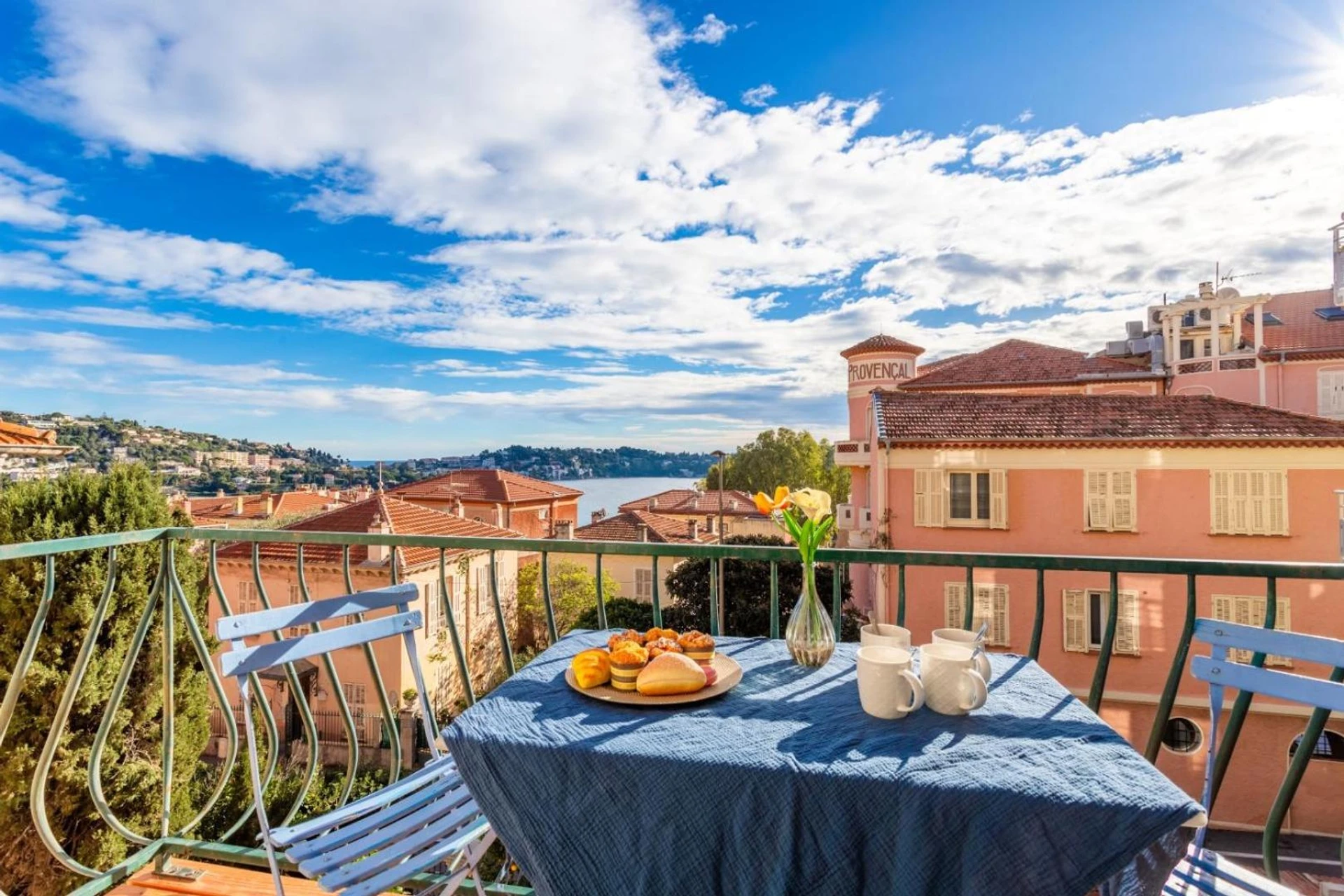 Organiser un séminaire d'entreprise : LE PROVENCAL AP4389 By Riviera Holiday Homes à villefranche-sur-mer