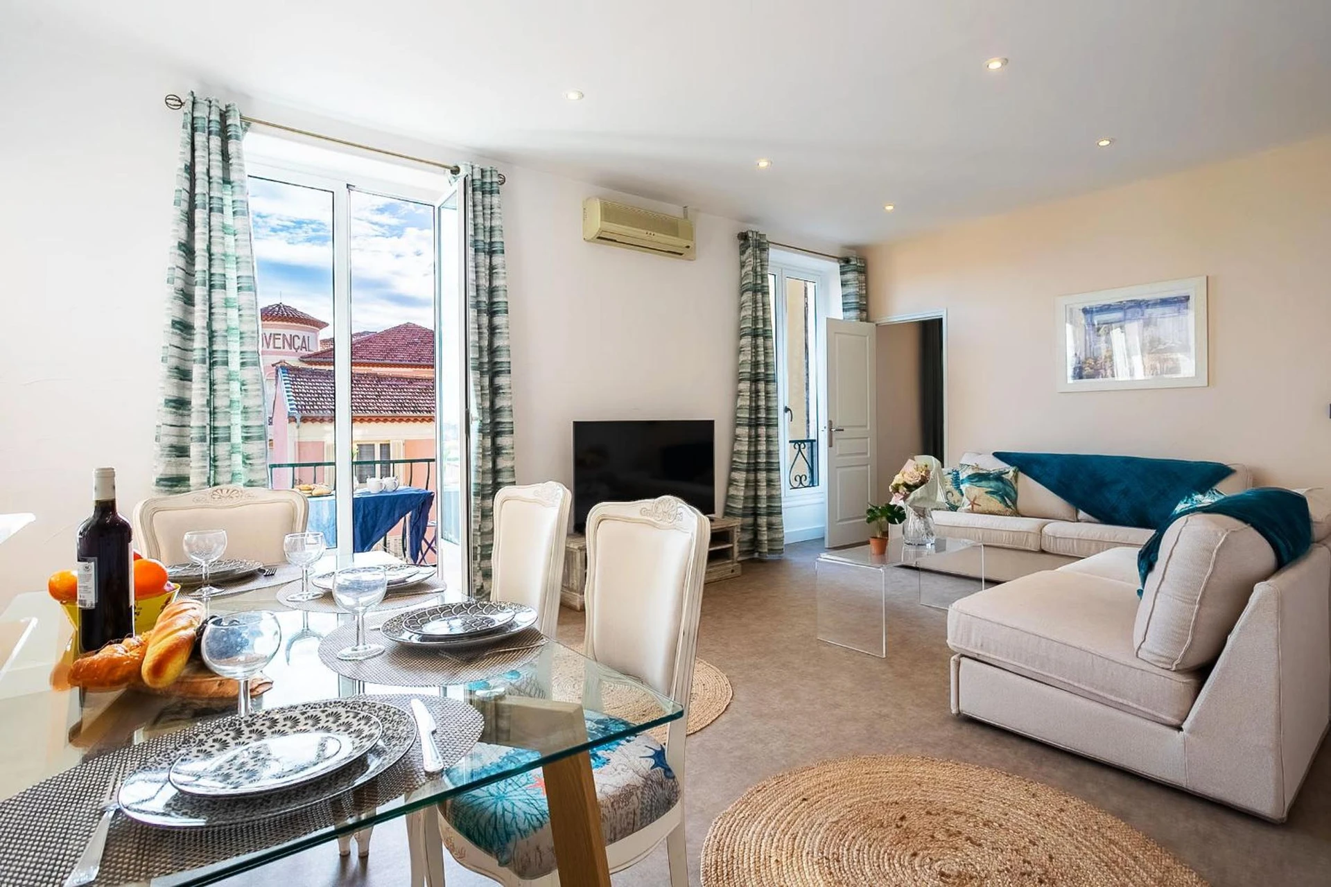 Organiser un séminaire d'entreprise : LE PROVENCAL AP4389 By Riviera Holiday Homes à villefranche-sur-mer