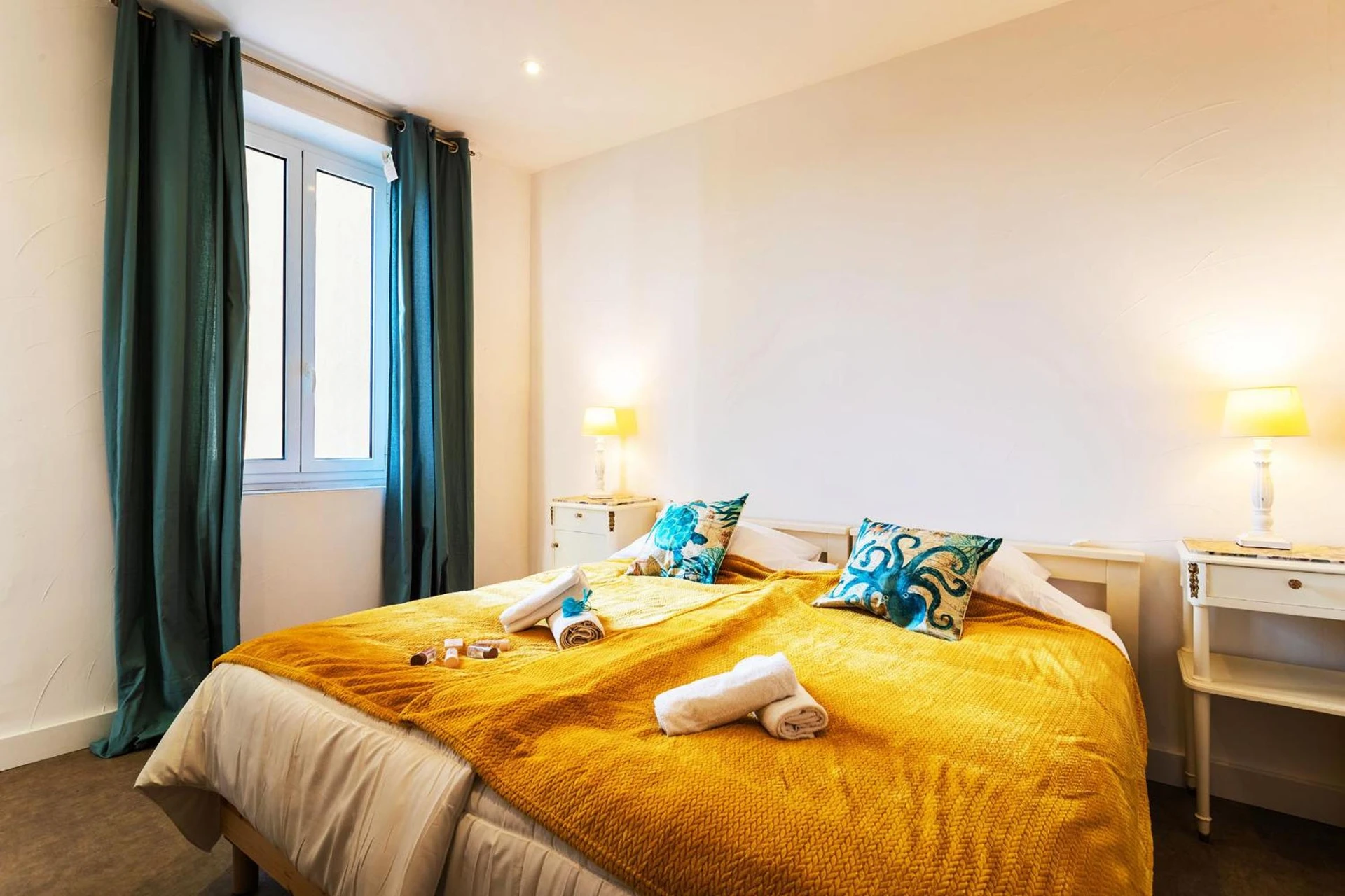 Chambre disponible pour un séminaire d'entreprise à LE PROVENCAL AP4389 By Riviera Holiday Homes - Villefranche-sur-Mer