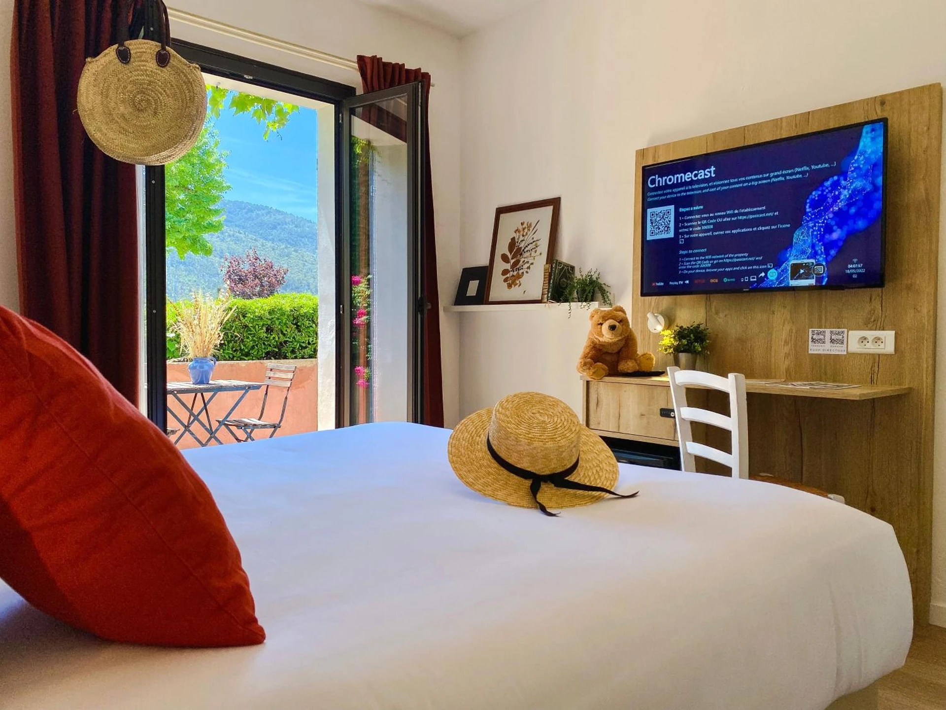 Magnifique chambre pour un séminaire d'entreprise à Hotel Le Provence - Restaurant Le Styx - La Palud-sur-Verdon