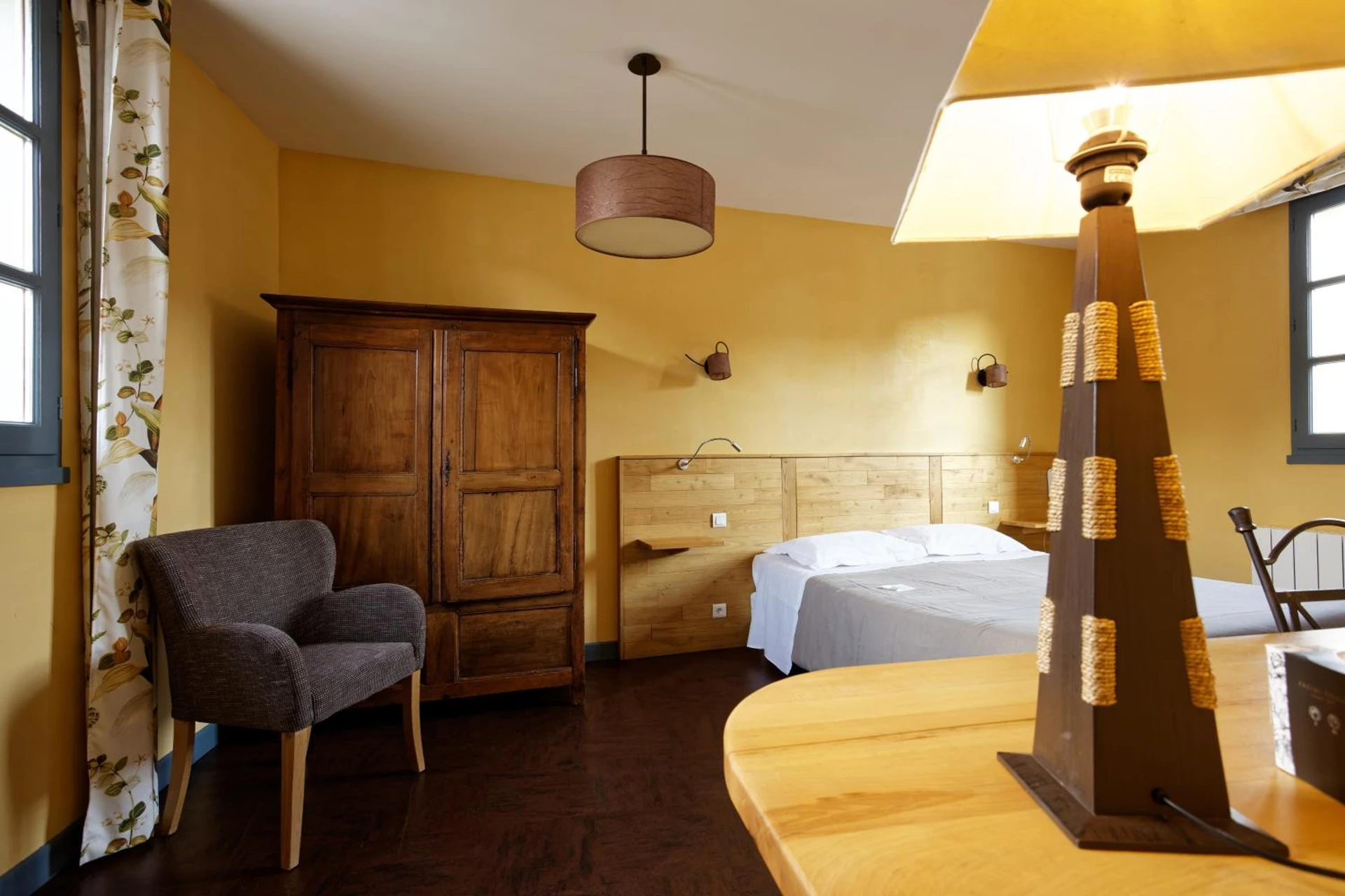 Chambre disponible pour un séminaire d'entreprise à Hôtel Le Quatorze - Figeac