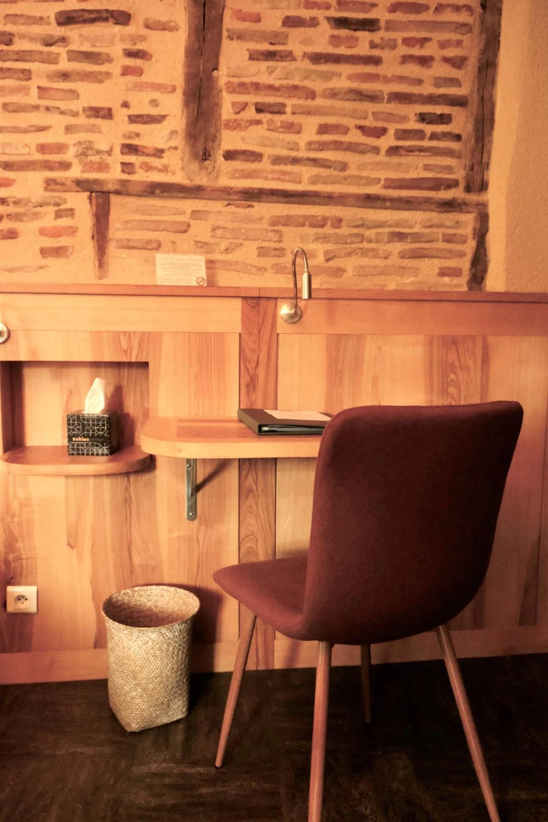 Chambre disponible pour un séminaire d'entreprise à Hôtel Le Quatorze - Figeac