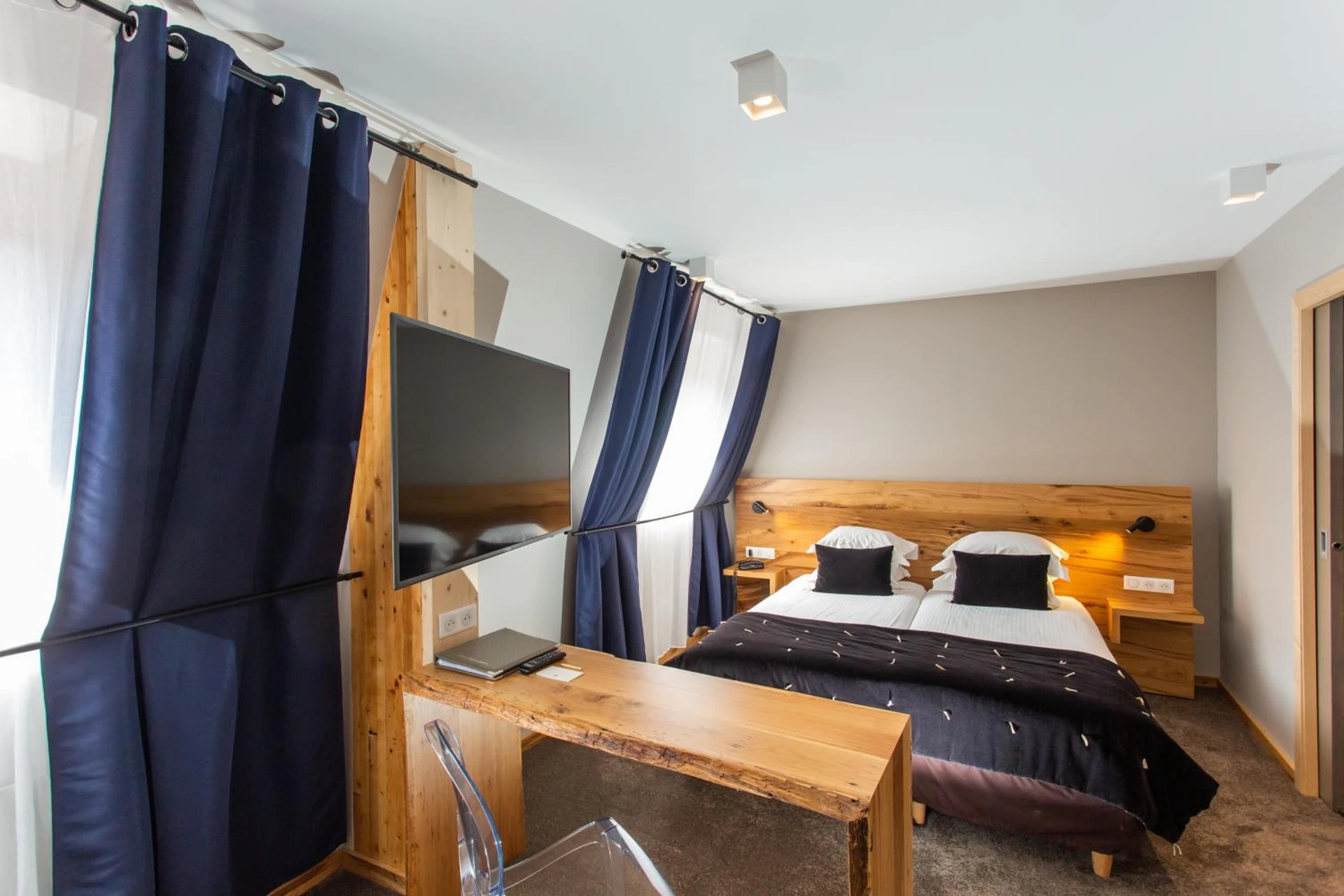 Magnifique chambre pour un séminaire d'entreprise à Hôtel Le Rapp - Colmar