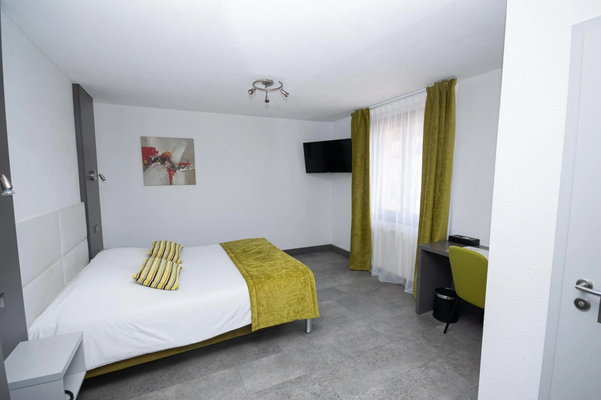 Chambre disponible pour un séminaire d'entreprise à Hôtel Restaurant Le Régal - Saint-Dié-des-Vosges