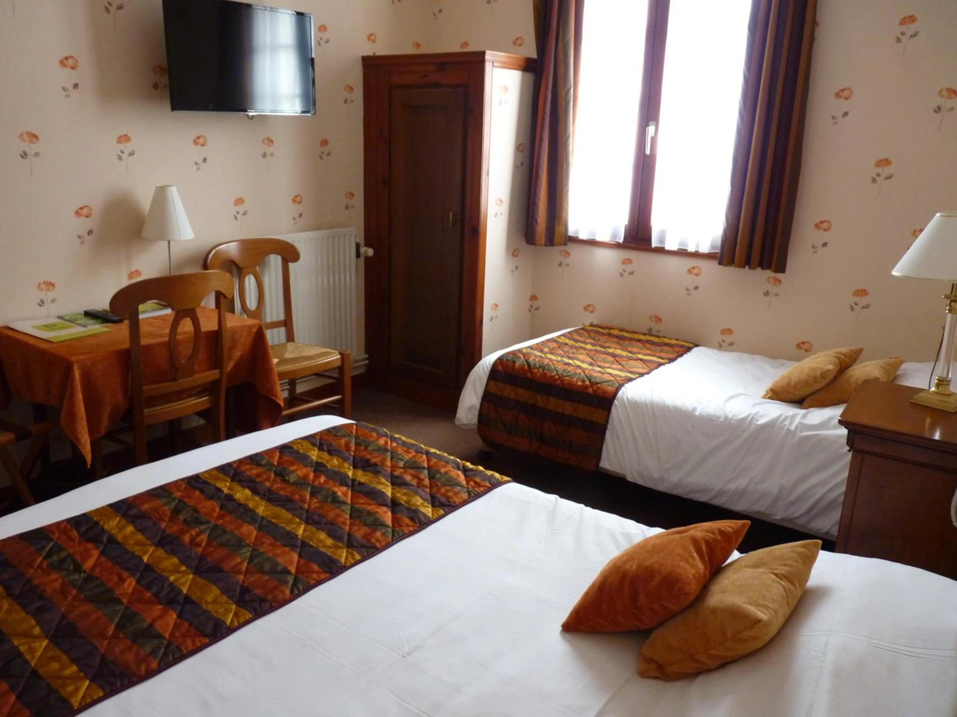 Chambre disponible pour un séminaire d'entreprise à Logis Hôtels Restaurant Le Relais Chenonceaux - Chenonceaux