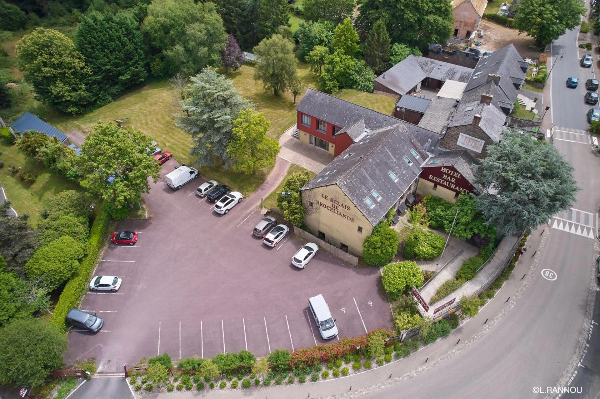 Organiser un séminaire d'entreprise : Logis Hotel, restaurant et spa Le Relais De Broceliande à paimpont