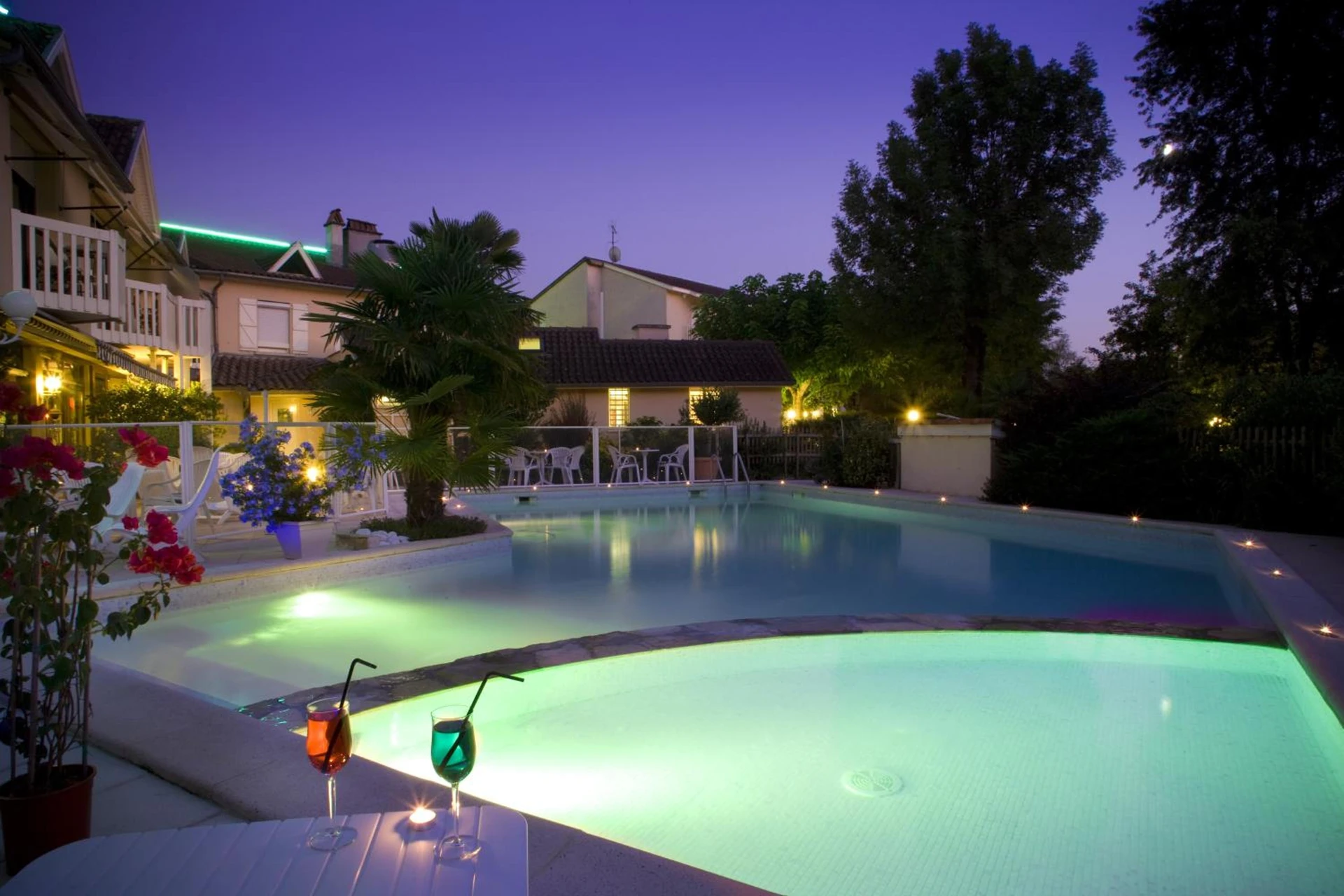 Organiser un séminaire d'entreprise : Logis Le Relais de Farrou - Hôtel - Restaurant - Spa à villefranche-de-rouergue