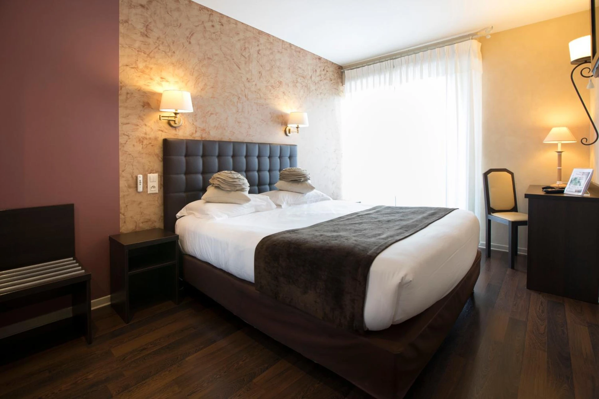 Chambre disponible pour un séminaire d'entreprise à Logis Le Relais de Farrou - Hôtel - Restaurant - Spa - Villefranche-de-Rouergue