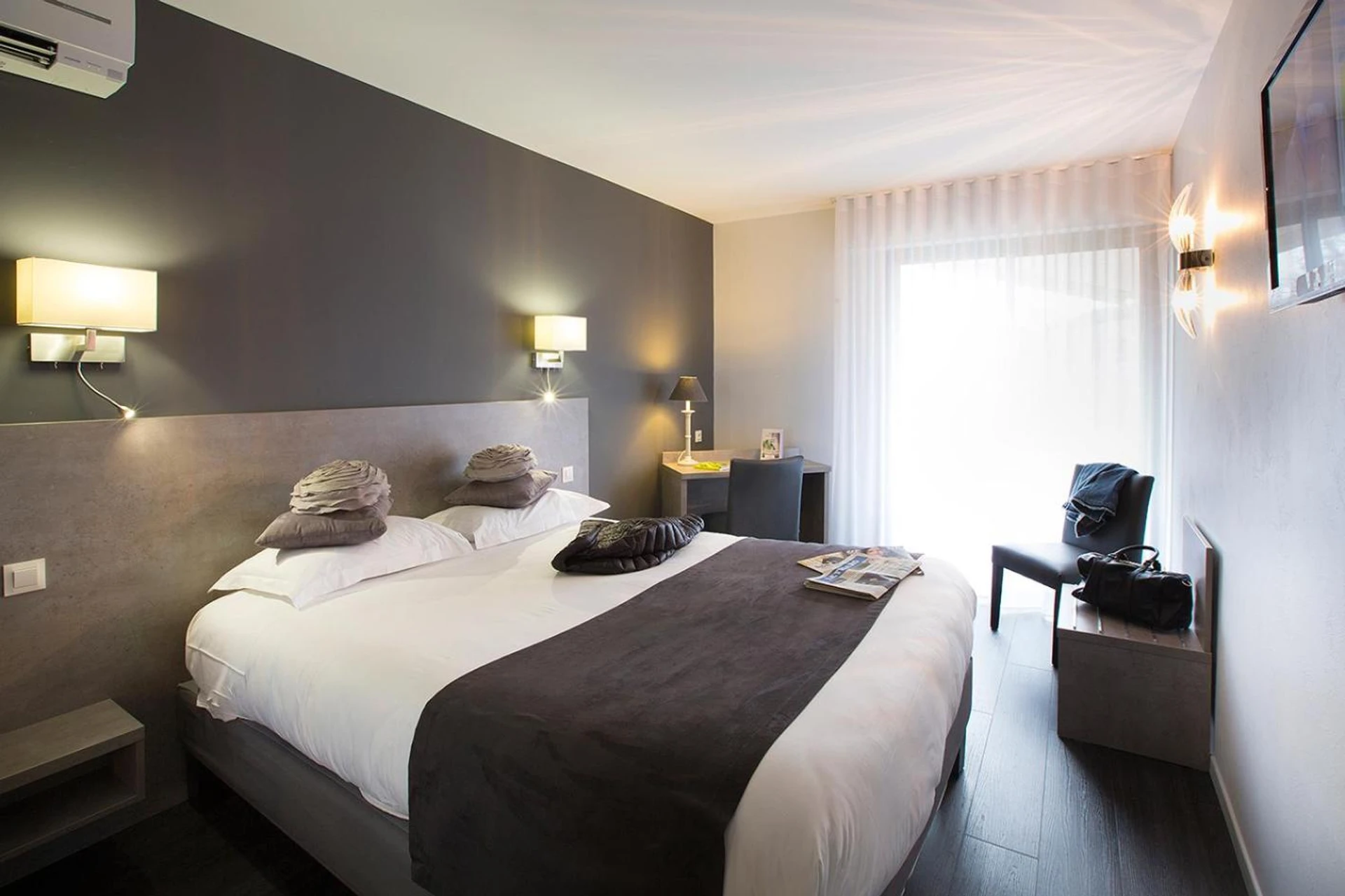 Magnifique chambre pour un séminaire d'entreprise à Logis Le Relais de Farrou - Hôtel - Restaurant - Spa - Villefranche-de-Rouergue