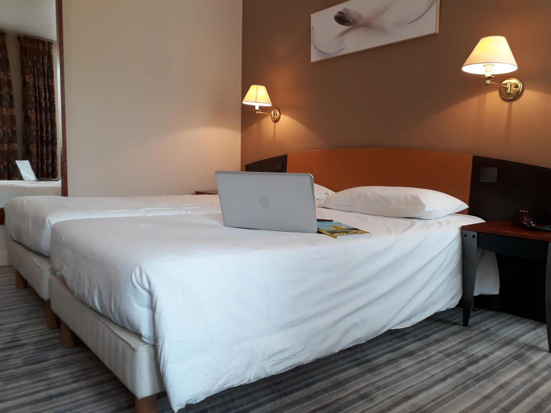 Chambre disponible pour un séminaire d'entreprise à Logis Le Relais de Fusies - Lacaune