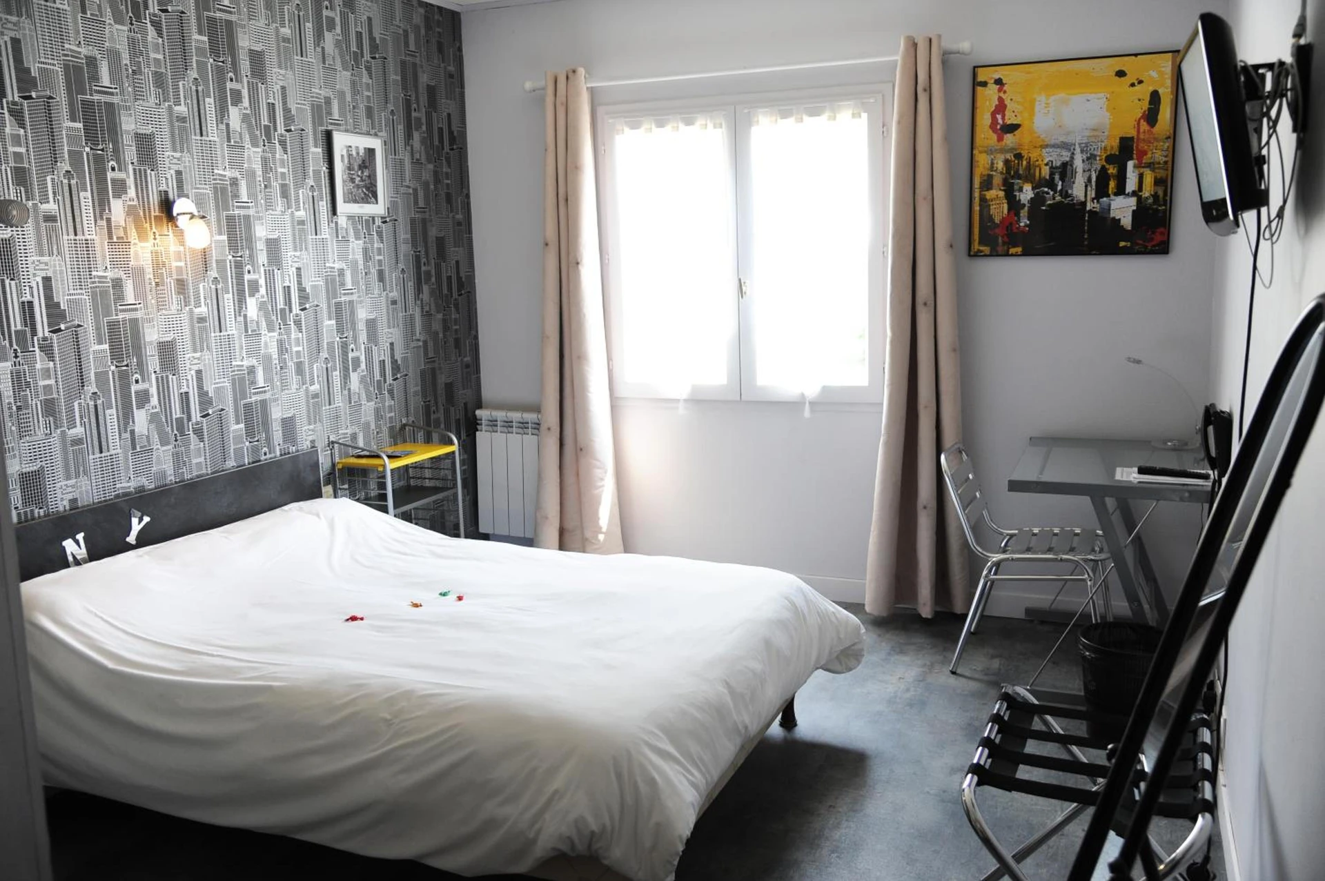 Chambre disponible pour un séminaire d'entreprise à Hôtel Restaurant Le Relais de l'Estuaire - Étauliers